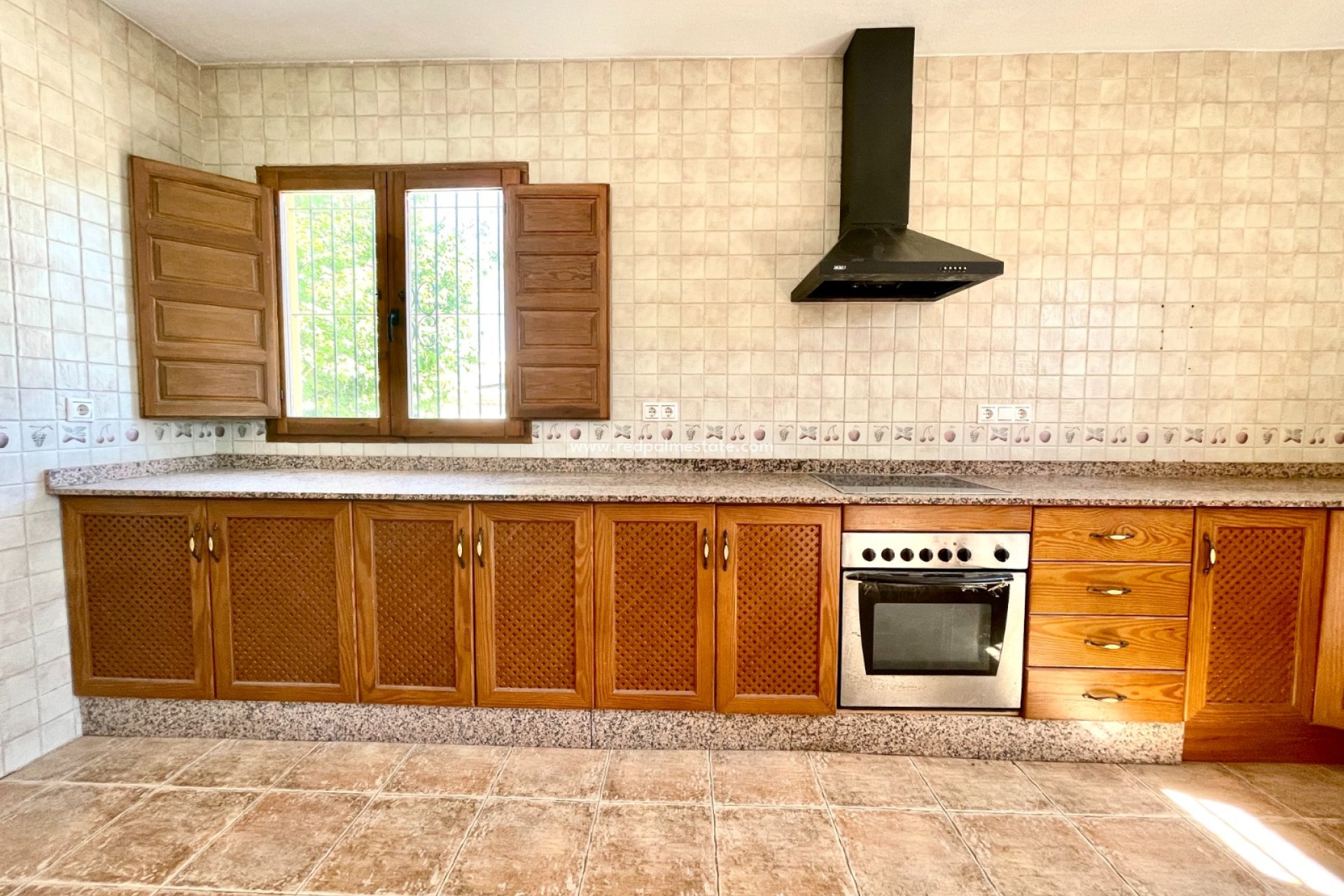 Återförsäljning - Villa -
Catral - Costa Blanca
