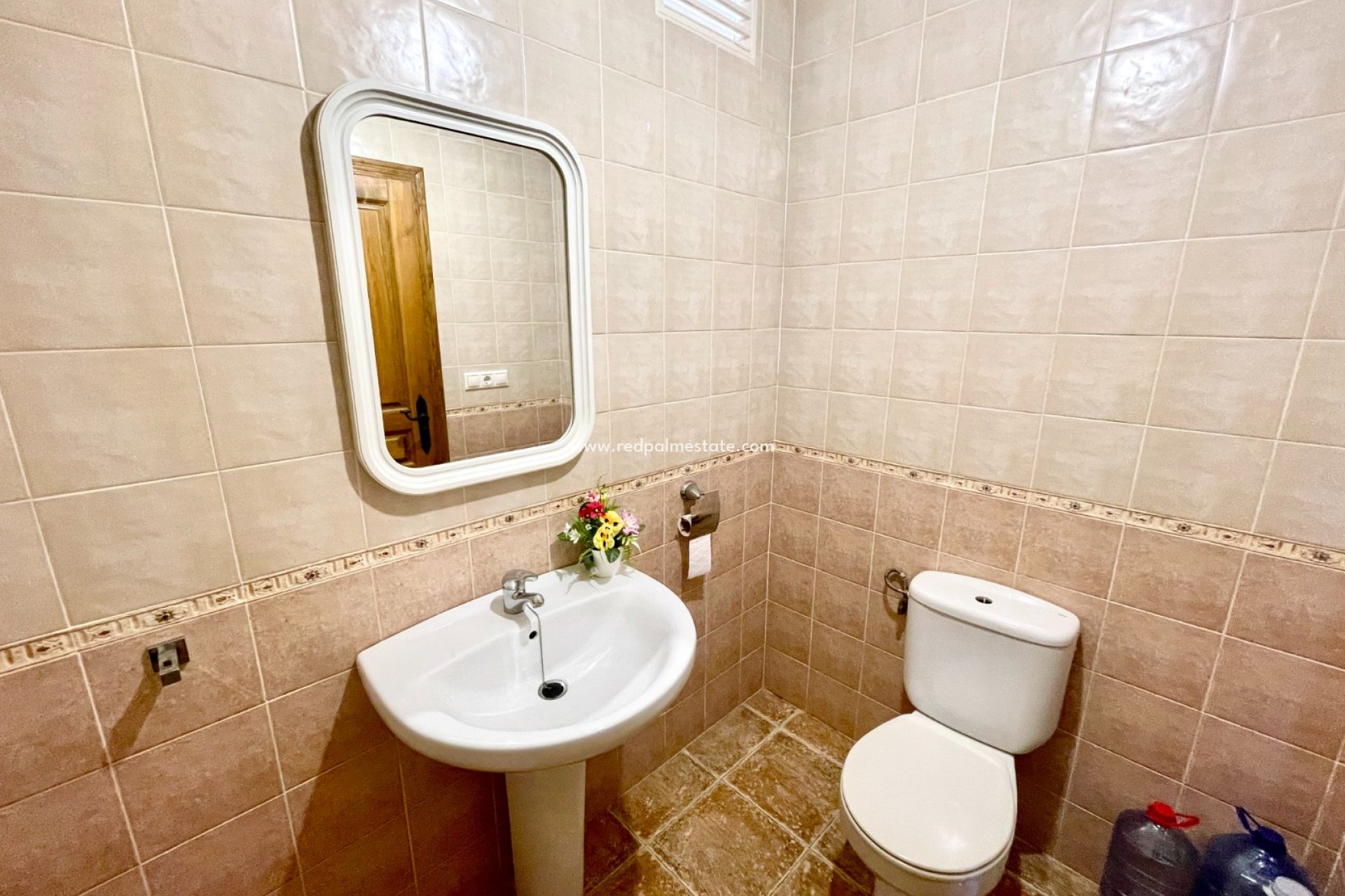 Återförsäljning - Villa -
Catral - Costa Blanca