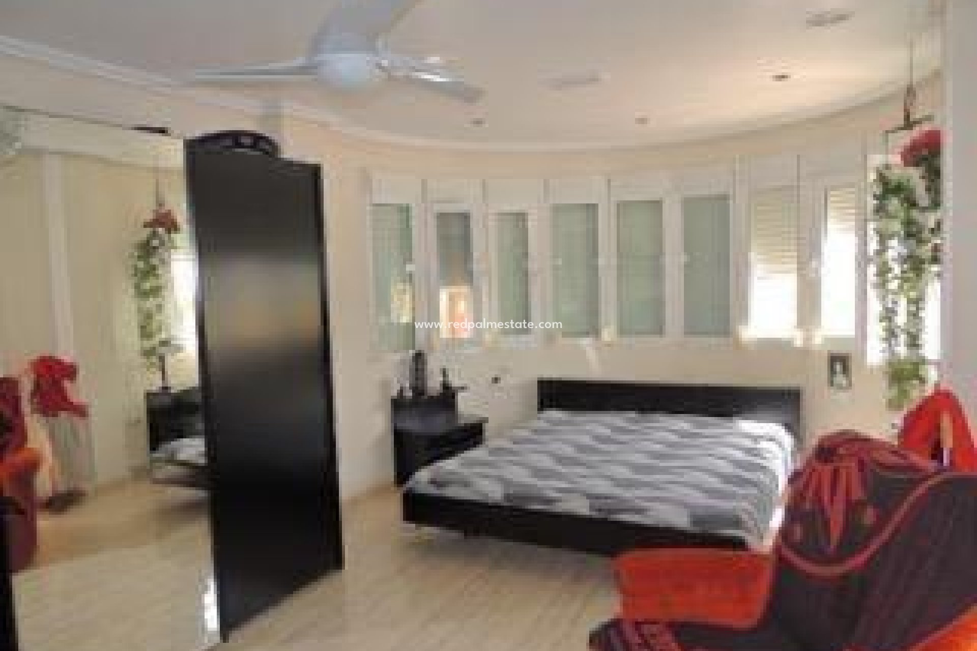 Återförsäljning - Villa -
Catral