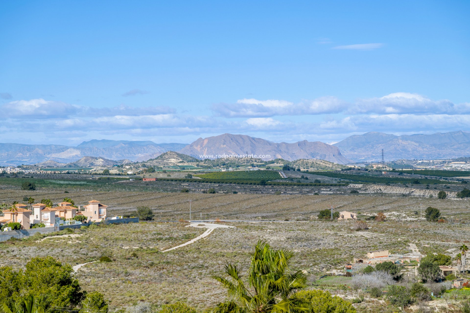 Återförsäljning - Villa -
Ciudad De Las Comunicaciones - Costa Blanca