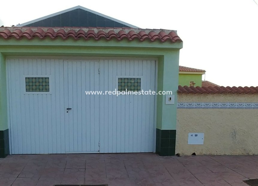 Återförsäljning - Villa -
Ciudad quesada - Costa Blanca