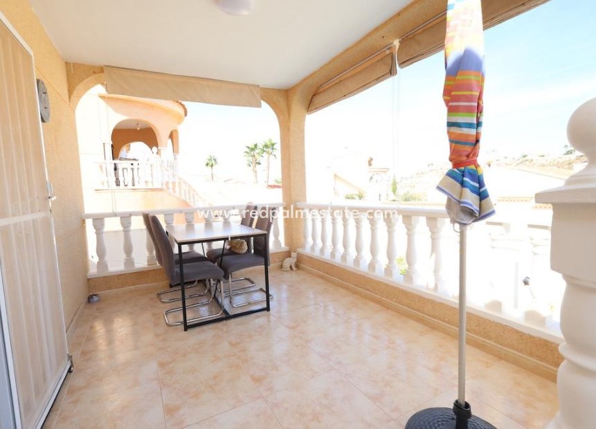 Återförsäljning - Villa -
Ciudad quesada - Costa Blanca