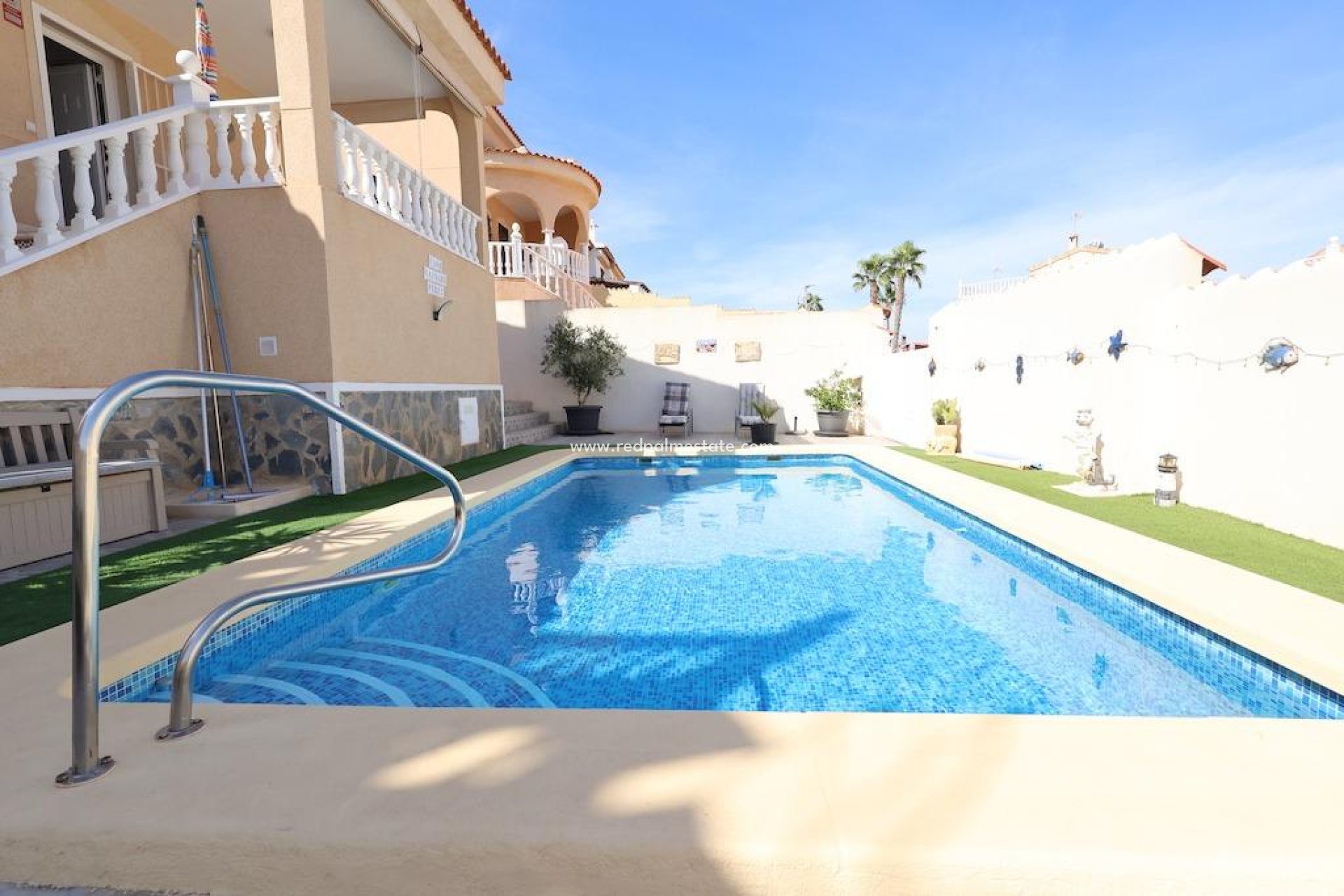 Återförsäljning - Villa -
Ciudad quesada - Costa Blanca