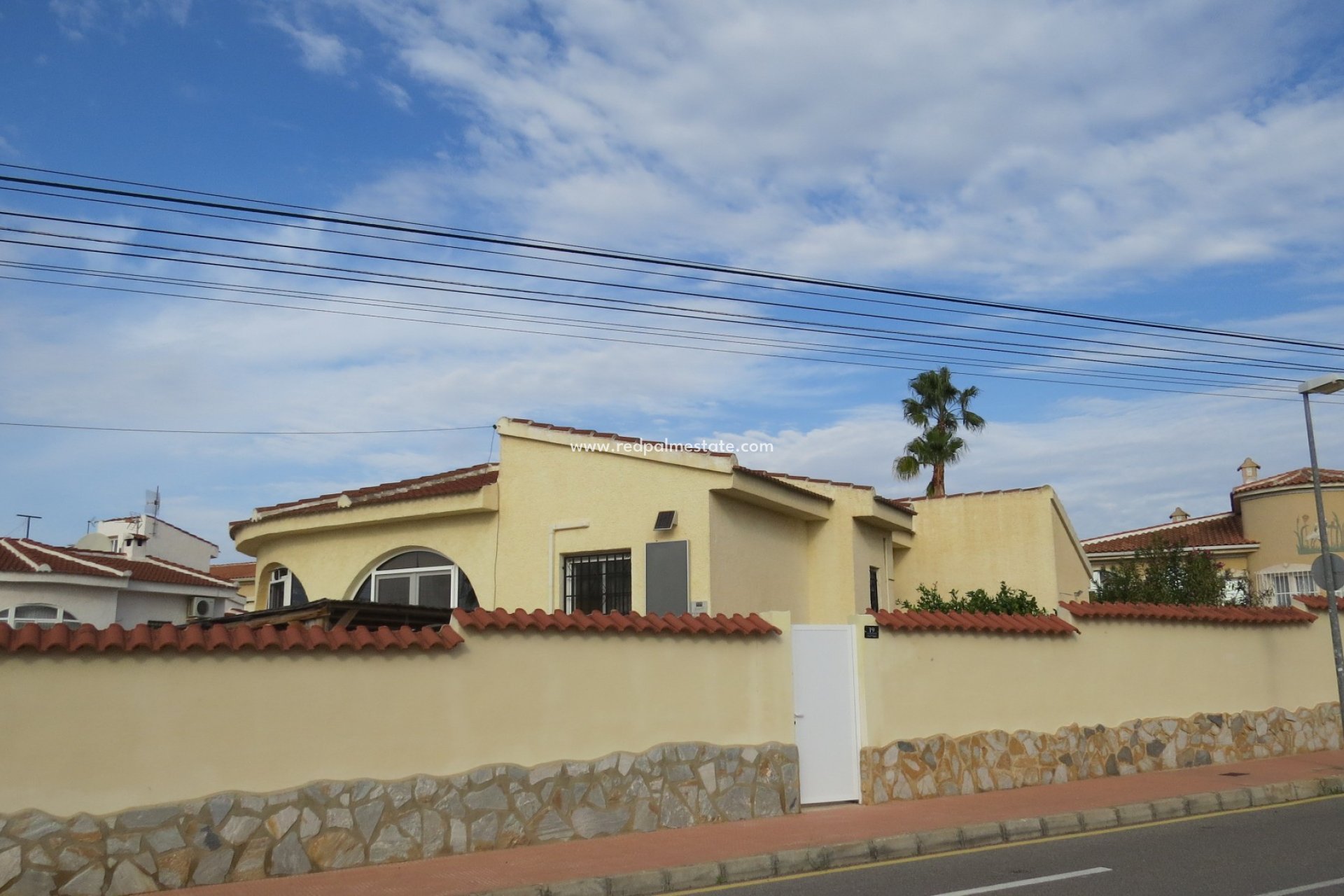 Återförsäljning - Villa -
Ciudad quesada - Costa Blanca