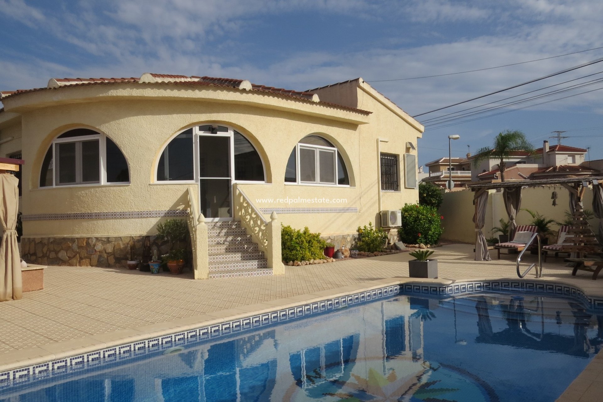 Återförsäljning - Villa -
Ciudad quesada - Costa Blanca