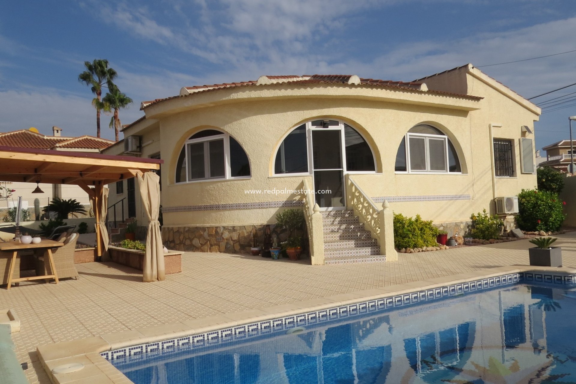 Återförsäljning - Villa -
Ciudad quesada - Costa Blanca