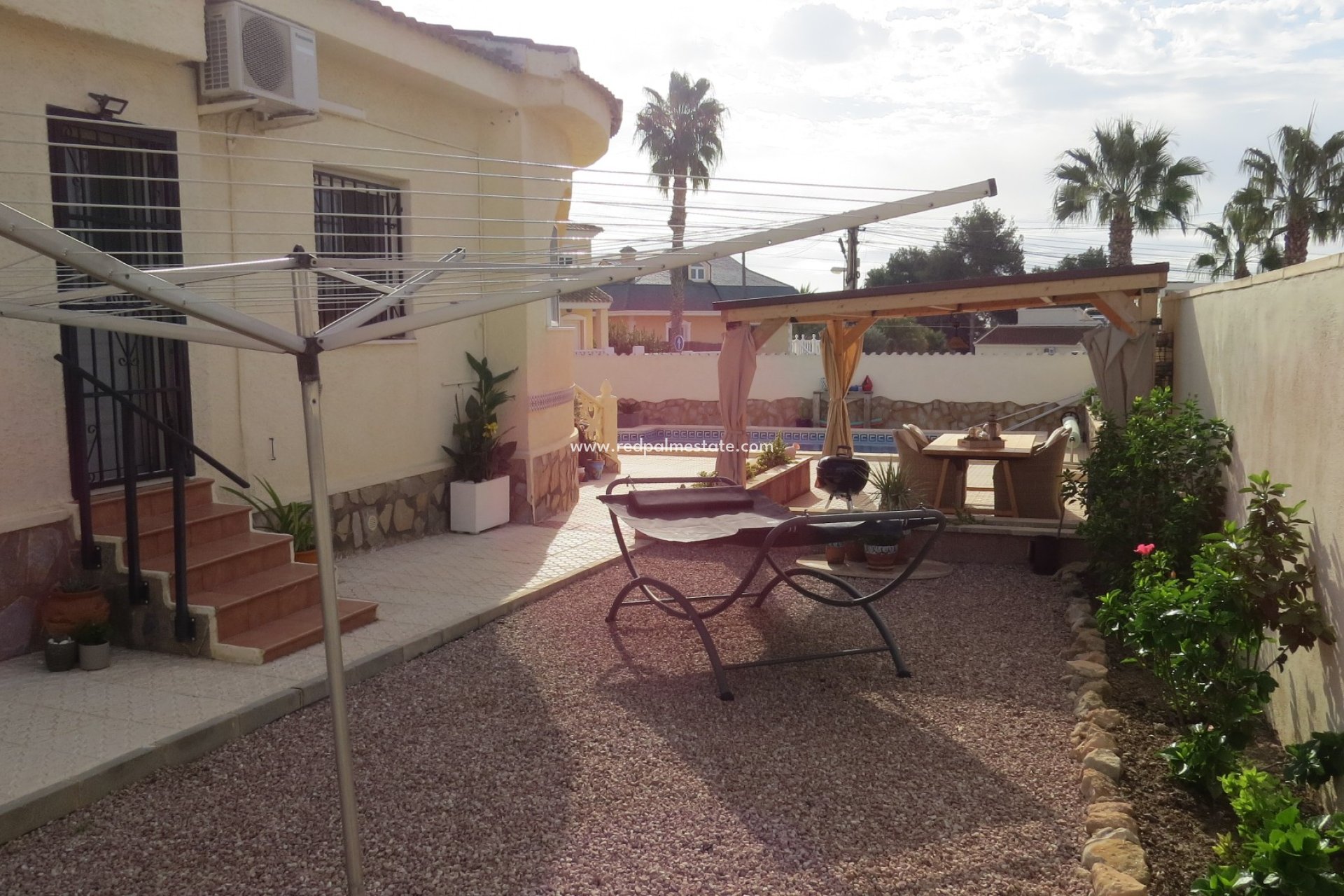 Återförsäljning - Villa -
Ciudad quesada - Costa Blanca