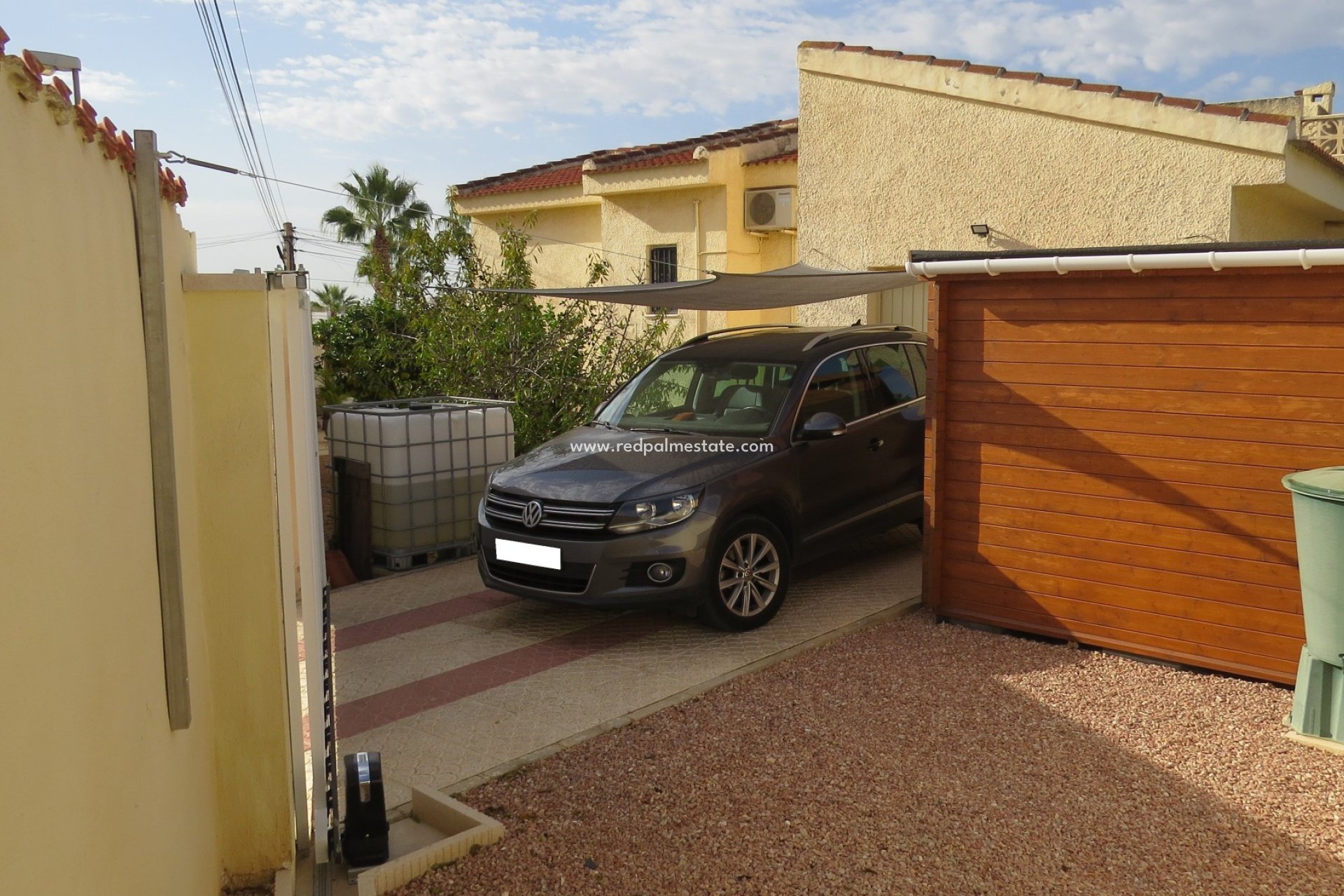 Återförsäljning - Villa -
Ciudad quesada - Costa Blanca