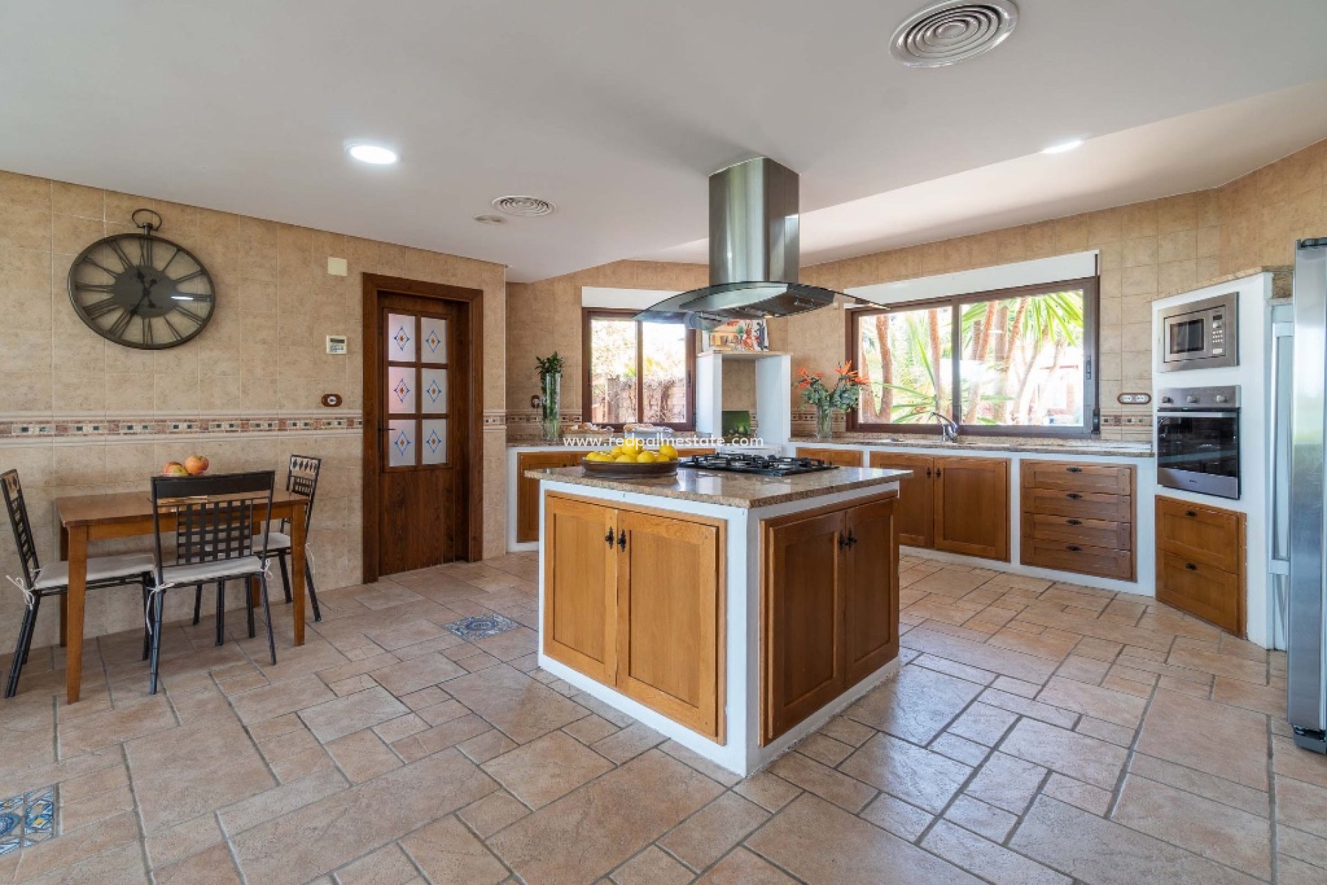 Återförsäljning - Villa -
Costa Blanca - Orihuela Costa