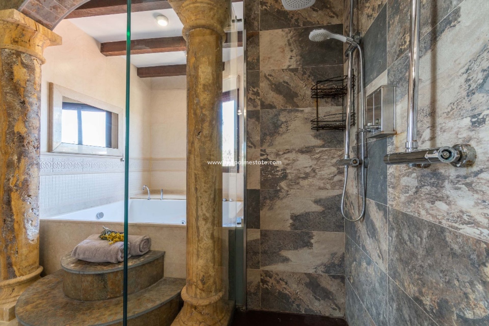 Återförsäljning - Villa -
Costa Blanca - Orihuela Costa