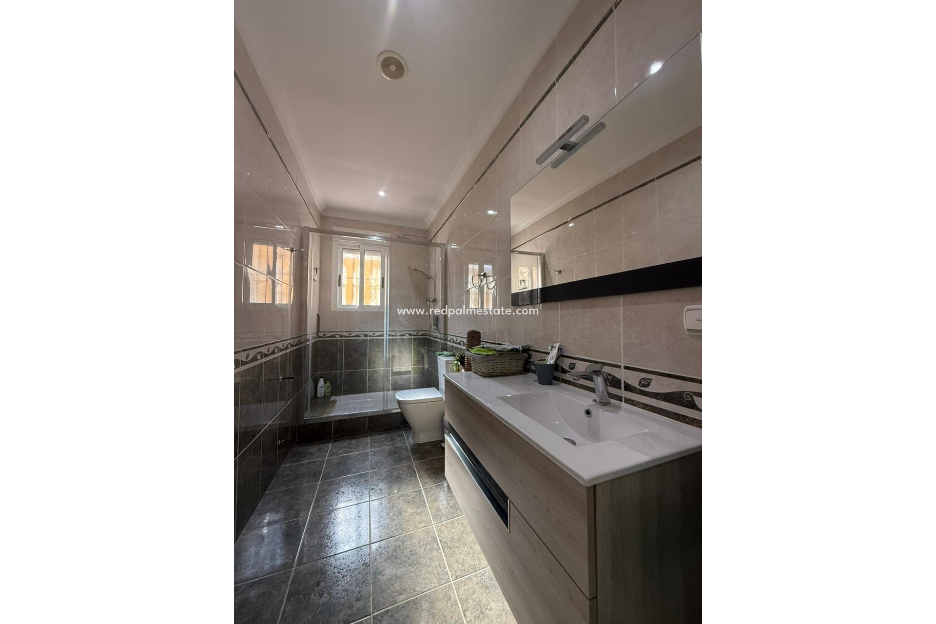 Återförsäljning - Villa -
Cox - Callosa de Segura