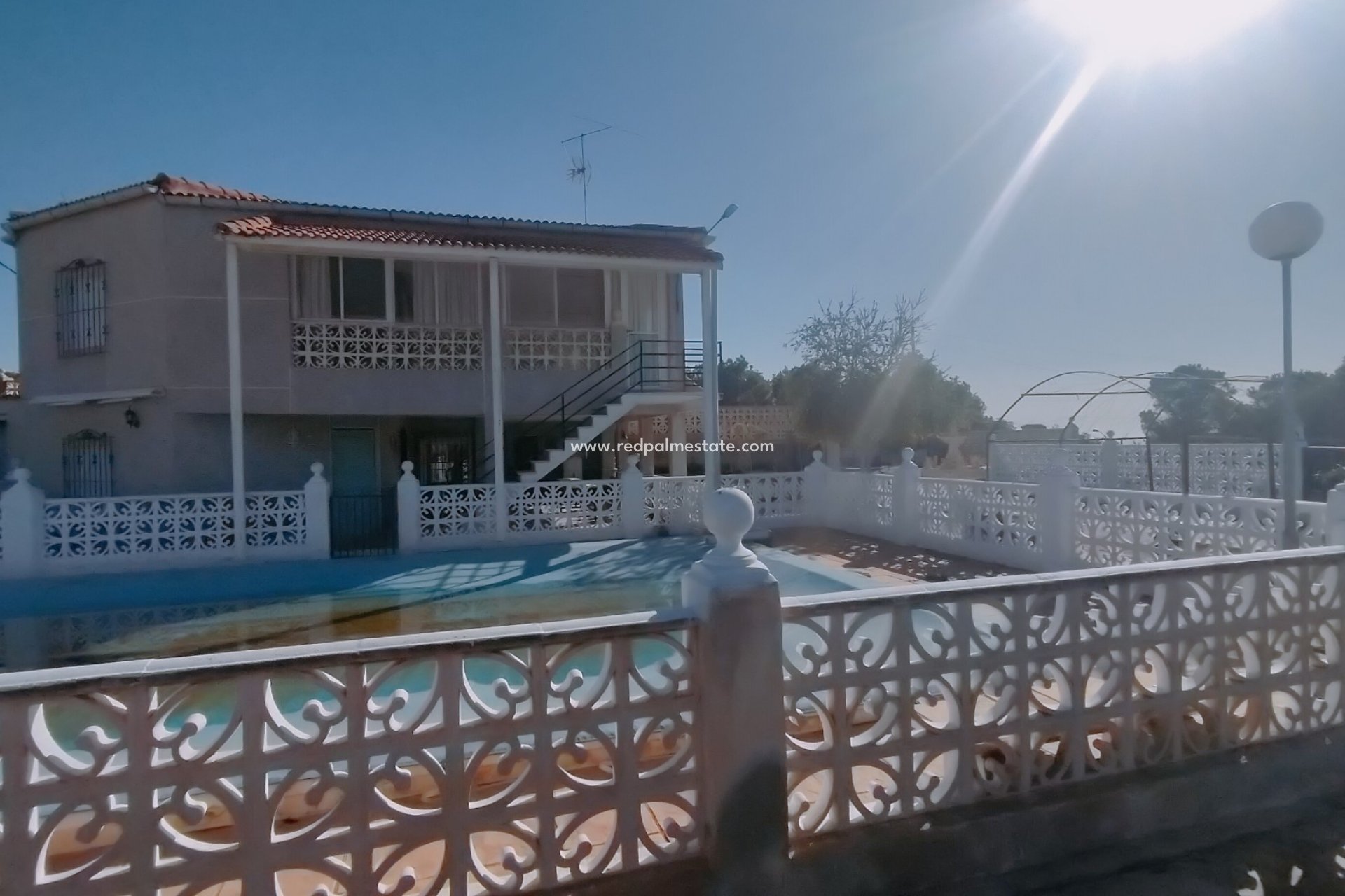 Återförsäljning - Villa -
Crevillente - Inland