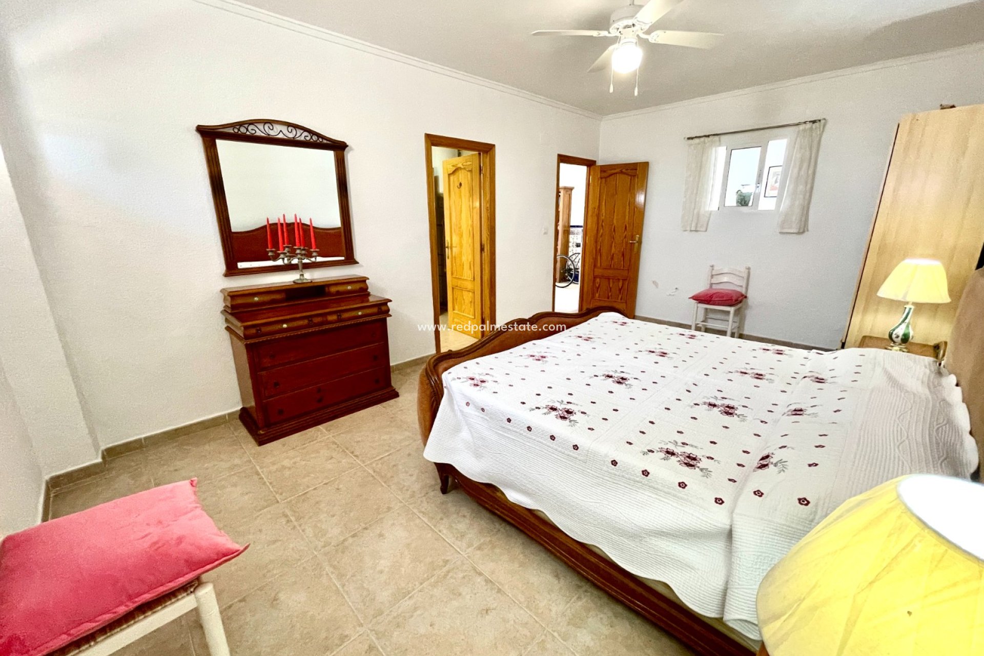 Återförsäljning - Villa -
Daya Nueva - Costa Blanca