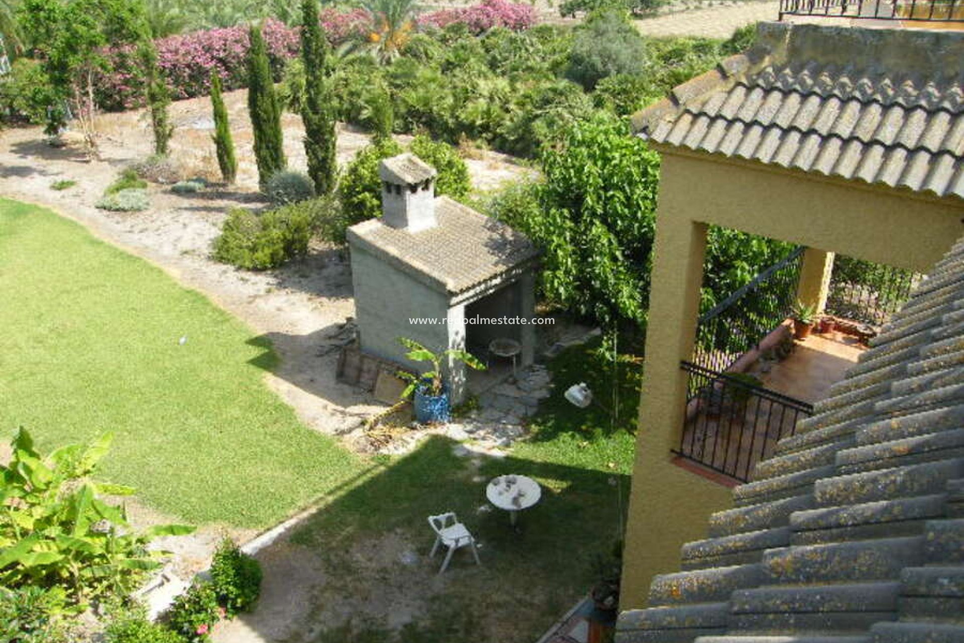 Återförsäljning - Villa -
Daya Nueva - Costa Blanca