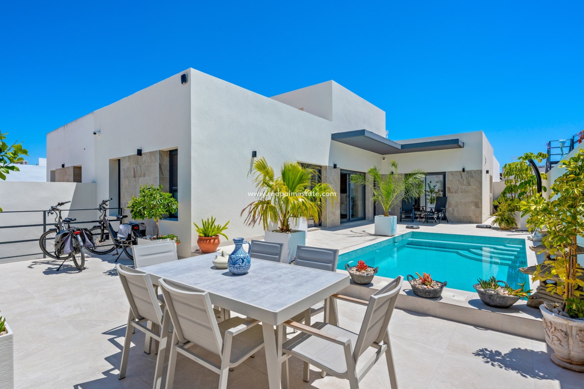 Återförsäljning - Villa -
Daya Nueva - Costa Blanca