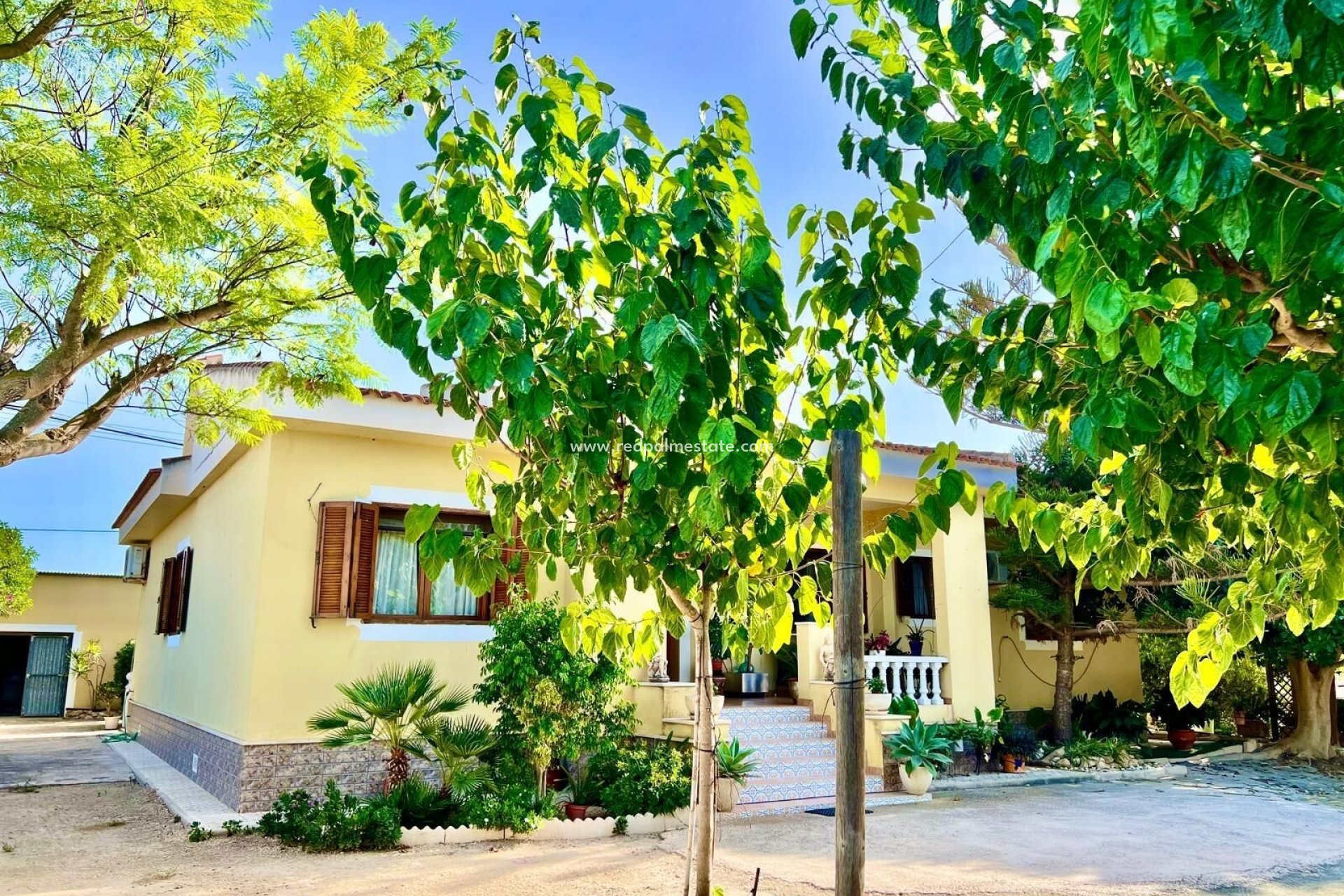 Återförsäljning - Villa -
Daya Vieja - Costa Blanca Sur