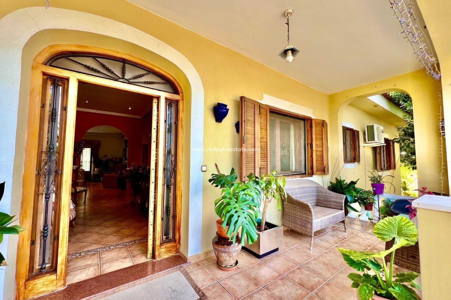 Återförsäljning - Villa -
Daya Vieja - Costa Blanca Sur