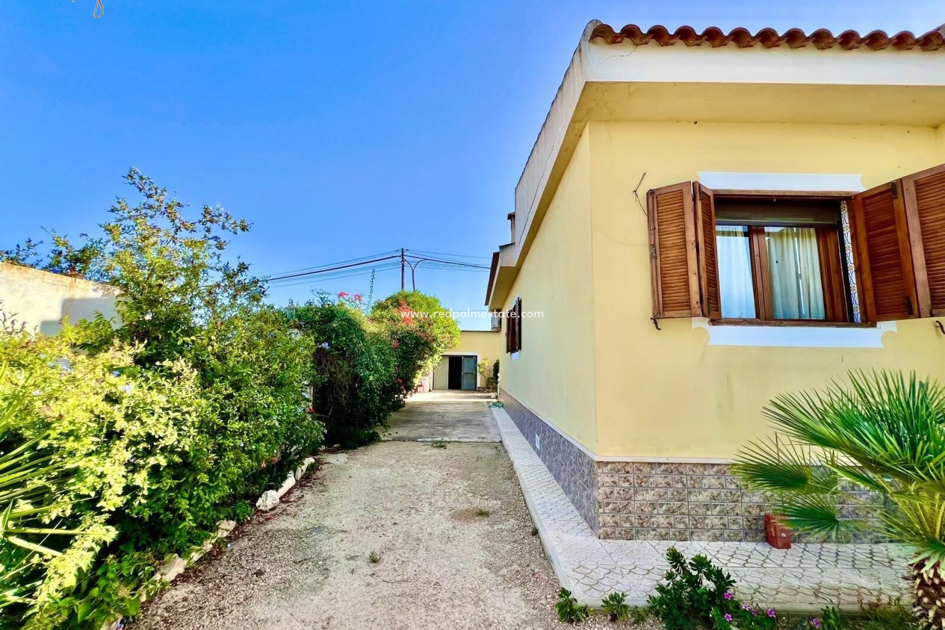 Återförsäljning - Villa -
Daya Vieja - Costa Blanca Sur