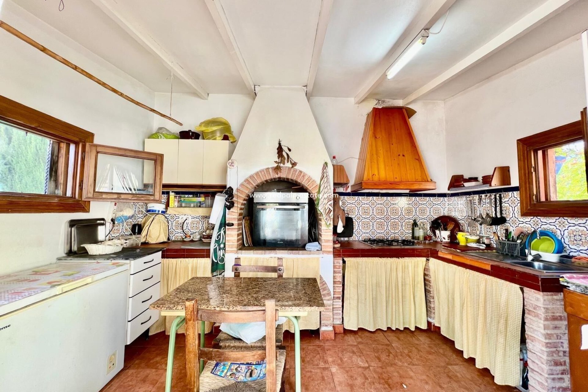 Återförsäljning - Villa -
Daya Vieja - Costa Blanca Sur