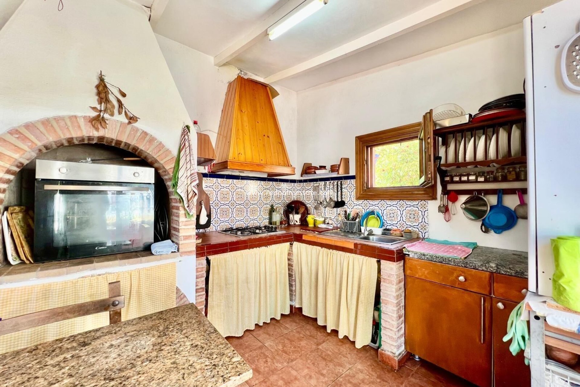 Återförsäljning - Villa -
Daya Vieja - Costa Blanca Sur