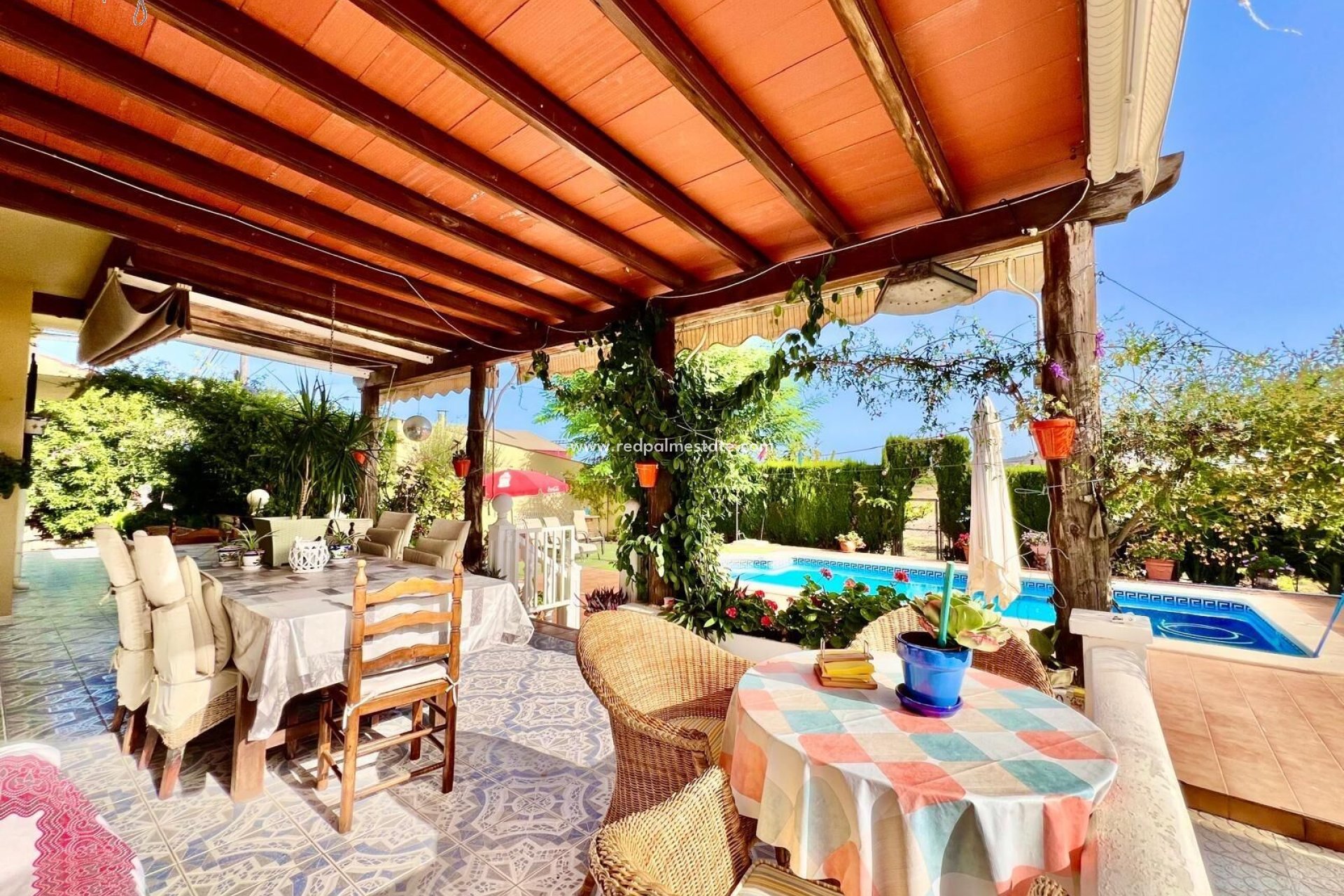 Återförsäljning - Villa -
Daya Vieja - Costa Blanca Sur