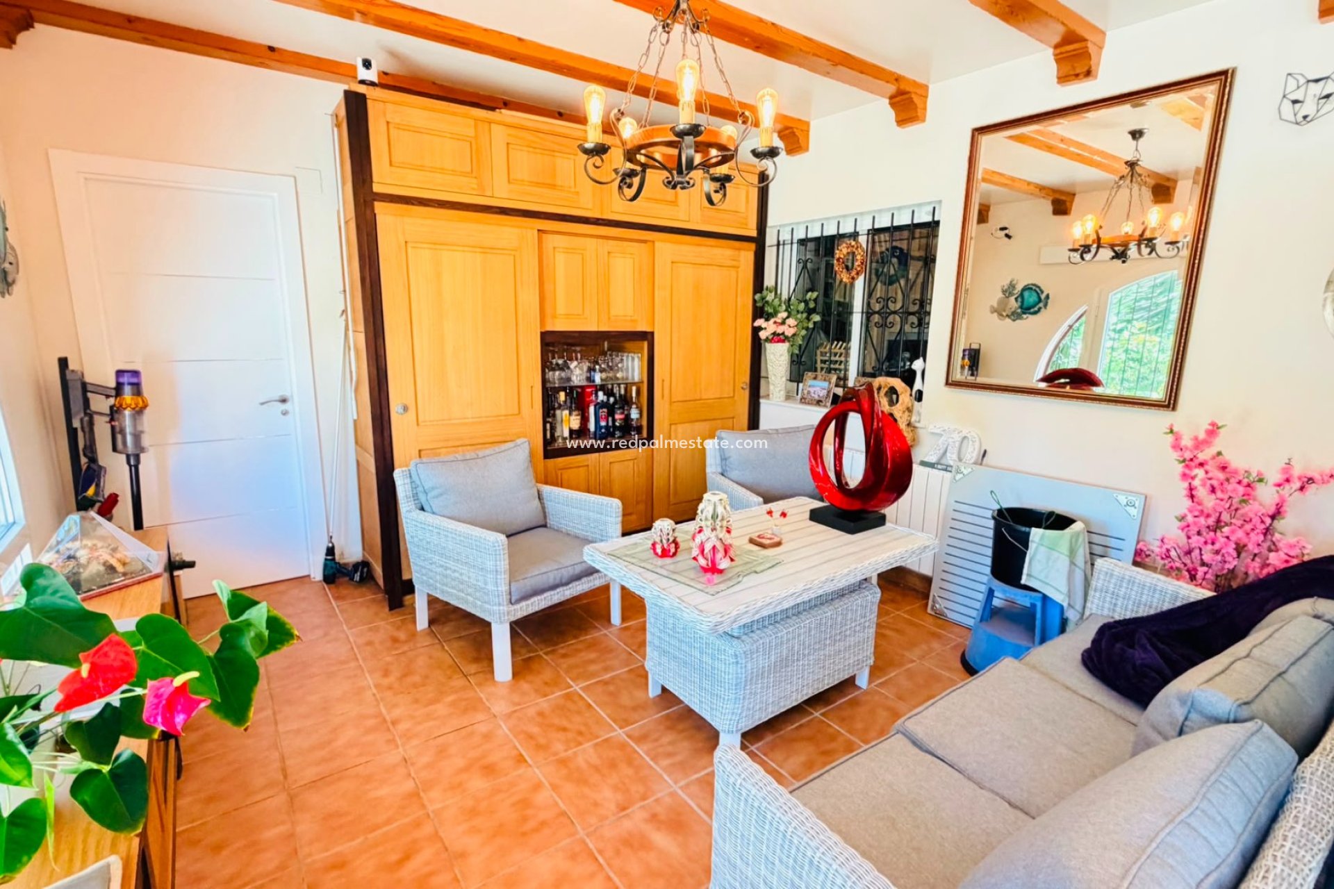 Återförsäljning - Villa -
Daya Vieja - Costa Blanca