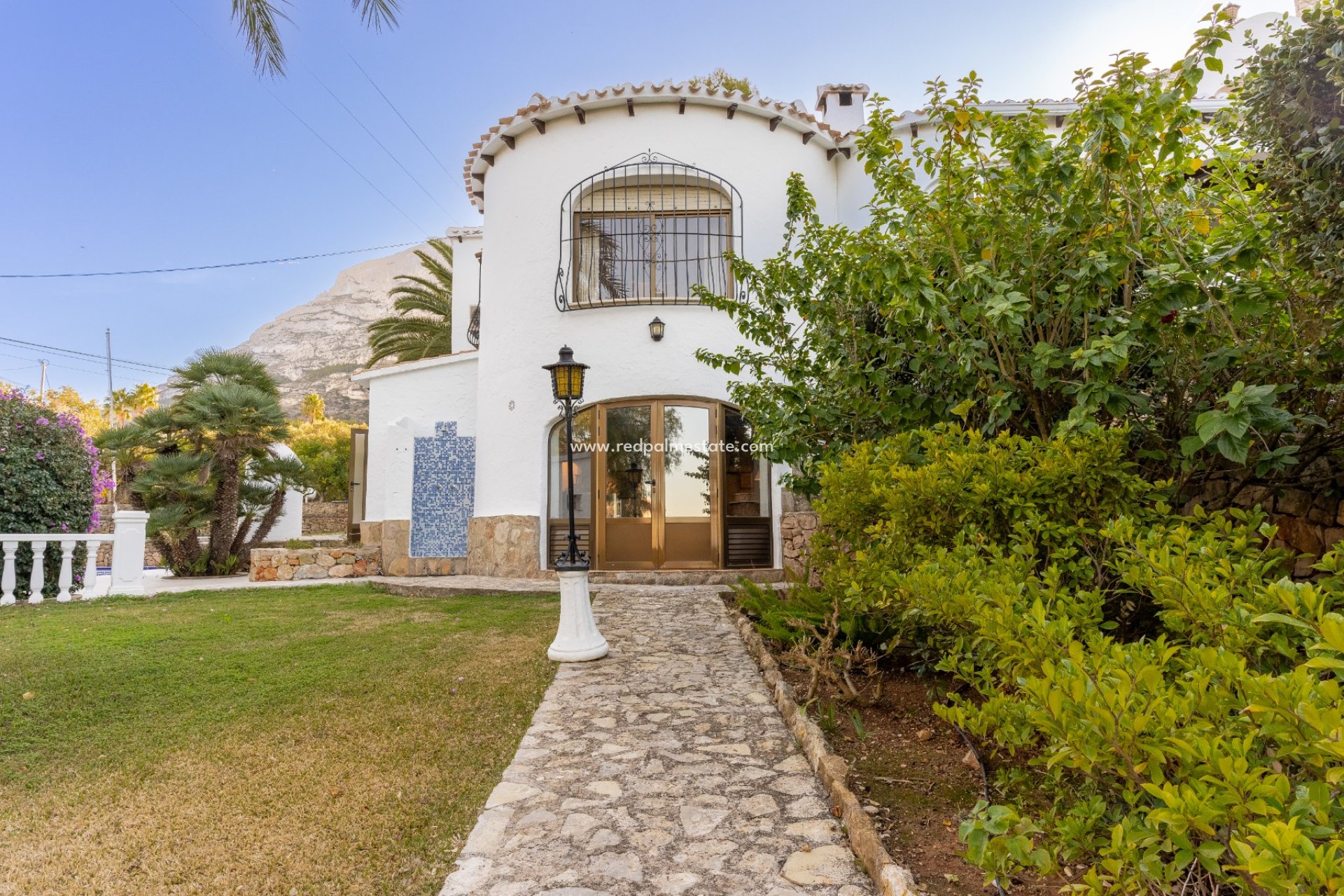 Återförsäljning - Villa -
Denia - Costa Blanca