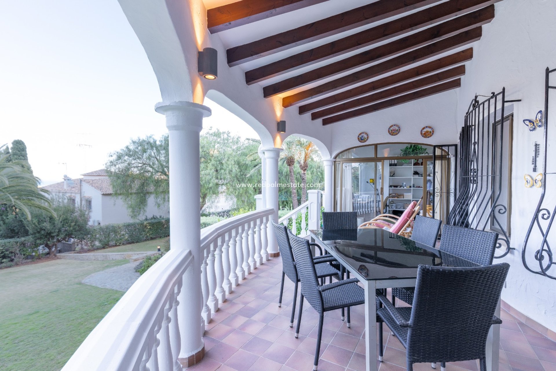 Återförsäljning - Villa -
Denia