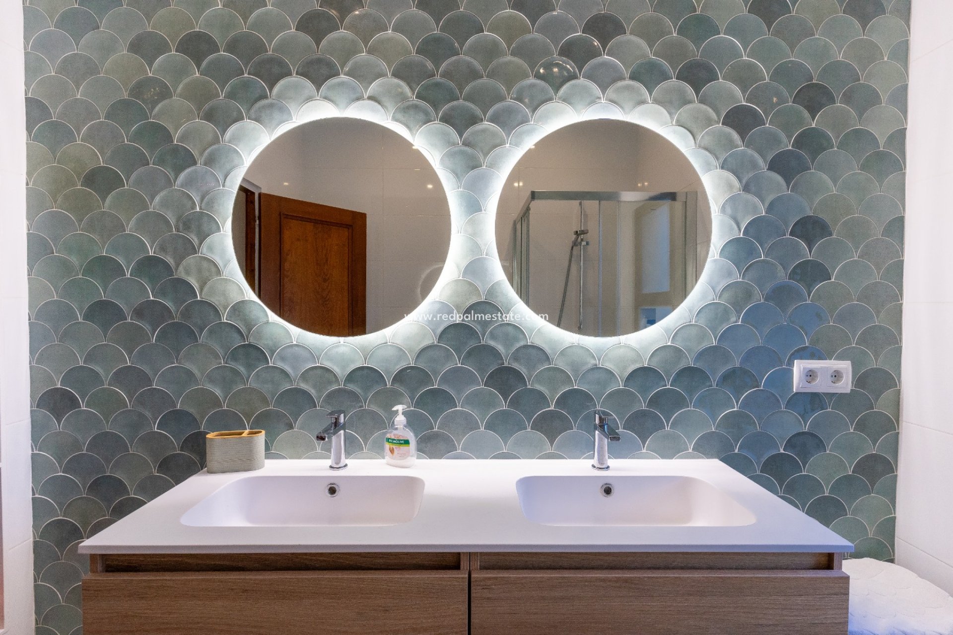 Återförsäljning - Villa -
Denia