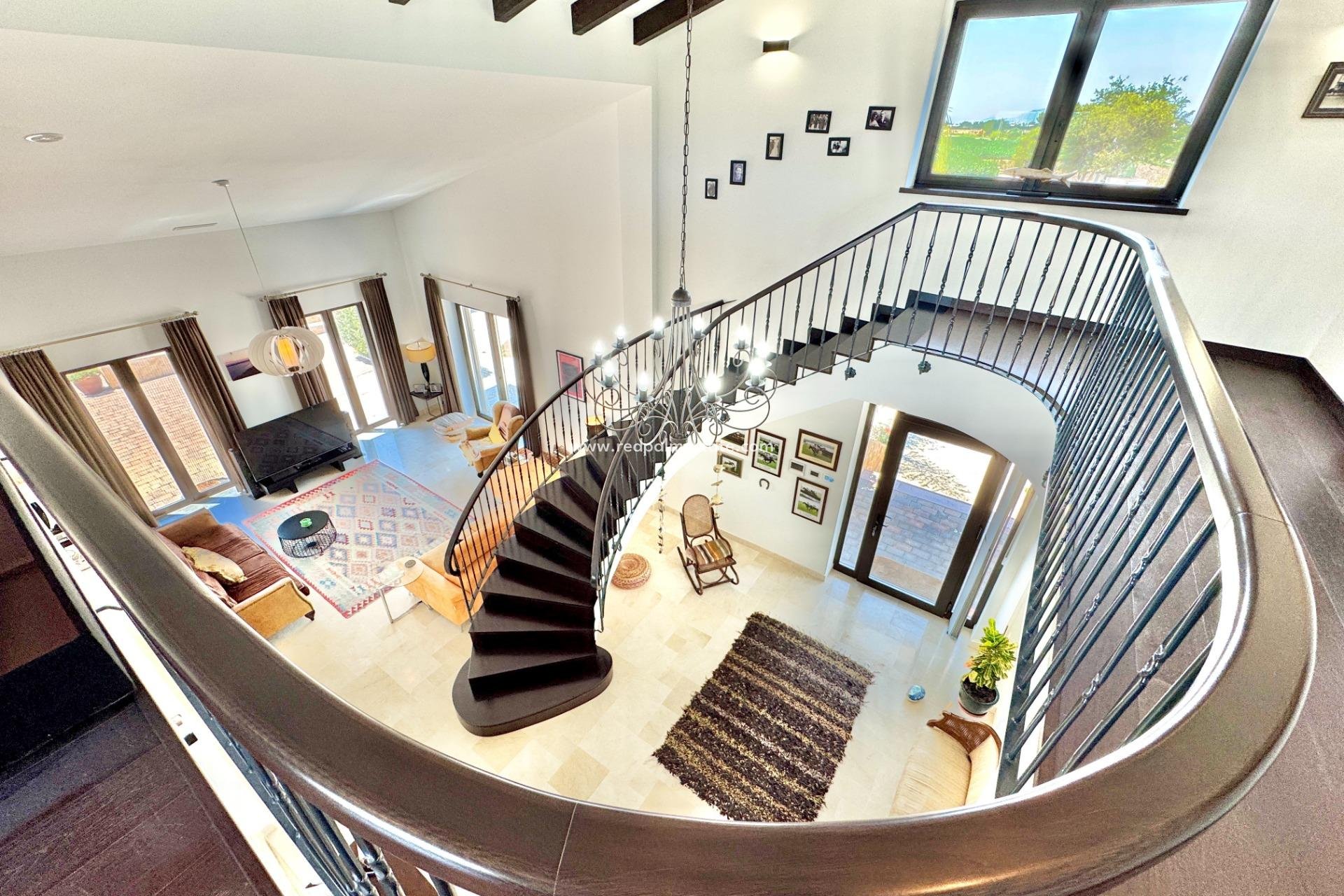 Återförsäljning - Villa -
Dolores - Comunidad Valenciana