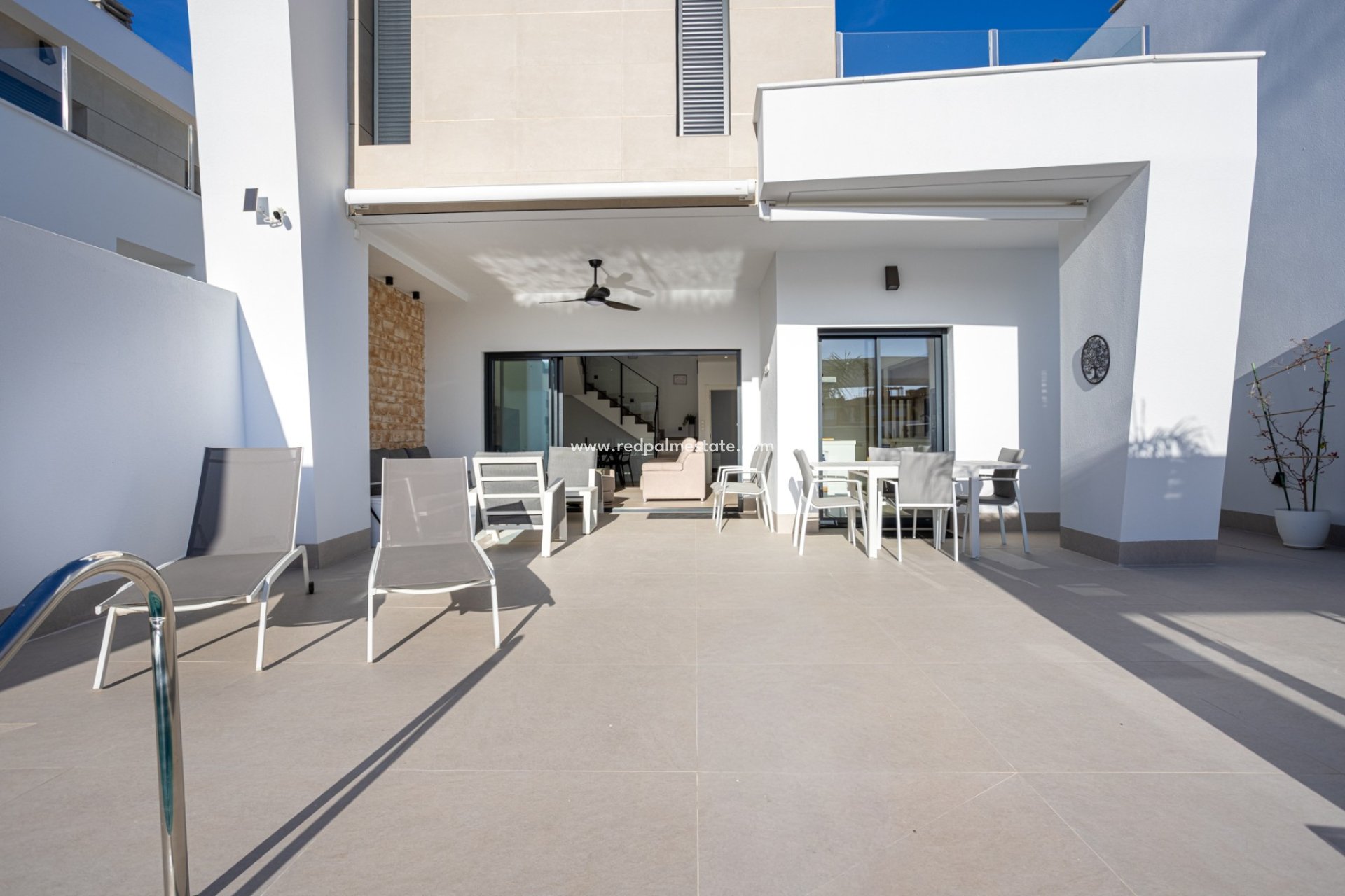 Återförsäljning - Villa -
Dolores - Costa Blanca