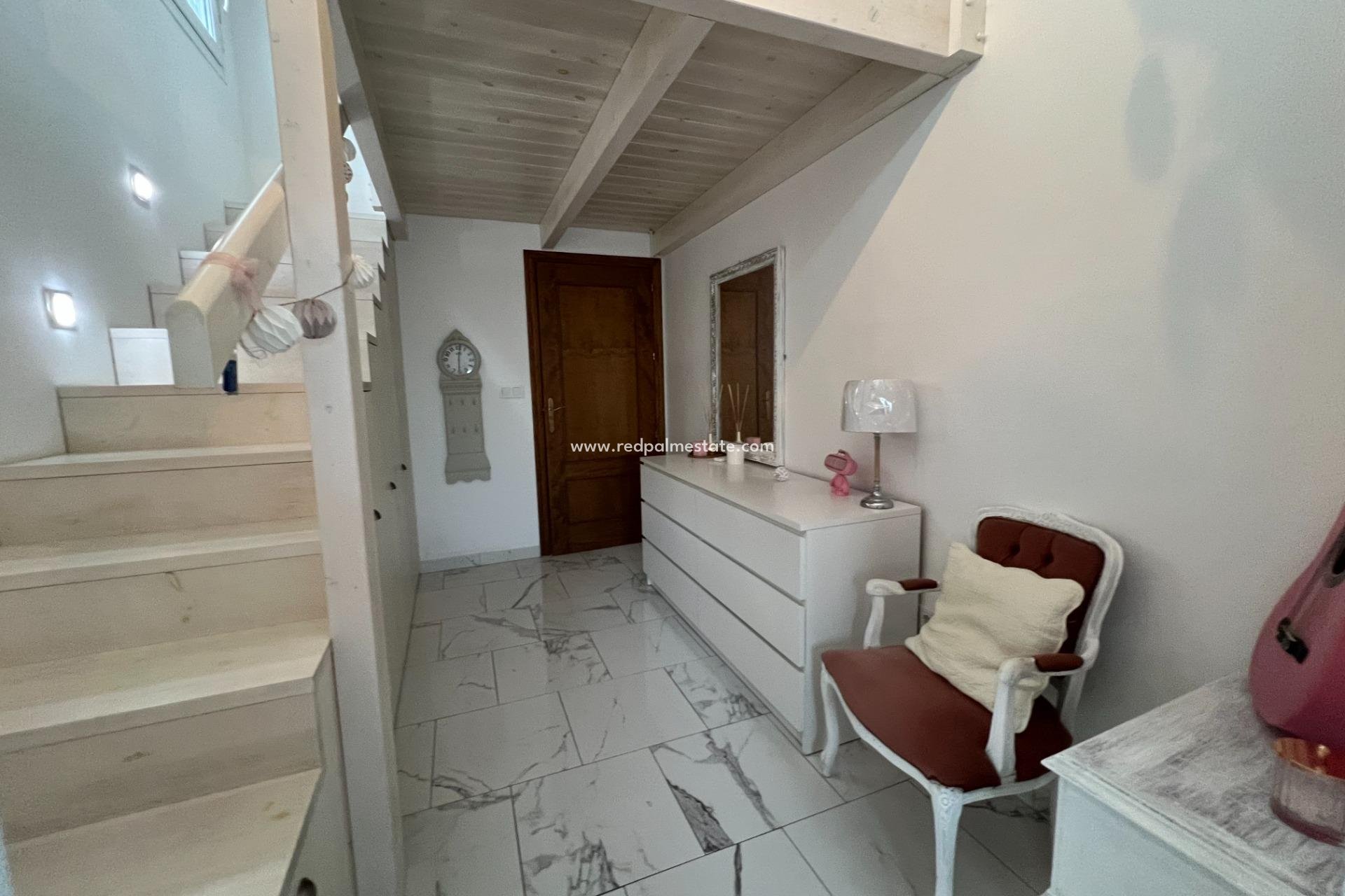 Återförsäljning - Villa -
Dolores