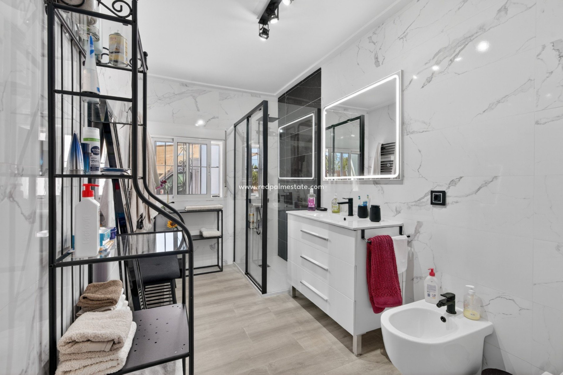 Återförsäljning - Villa -
El Altet - San Francisco de Asis