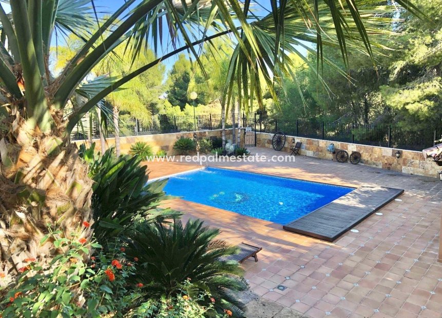 Återförsäljning - Villa -
El Palmar