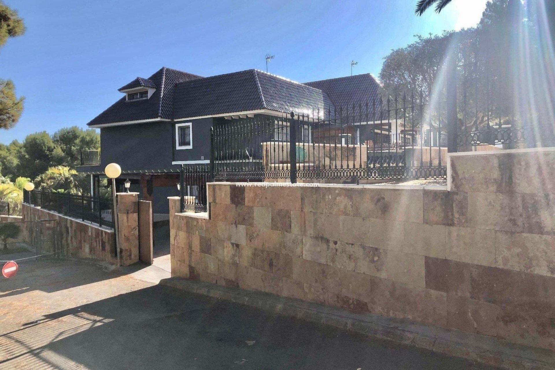 Återförsäljning - Villa -
El Palmar