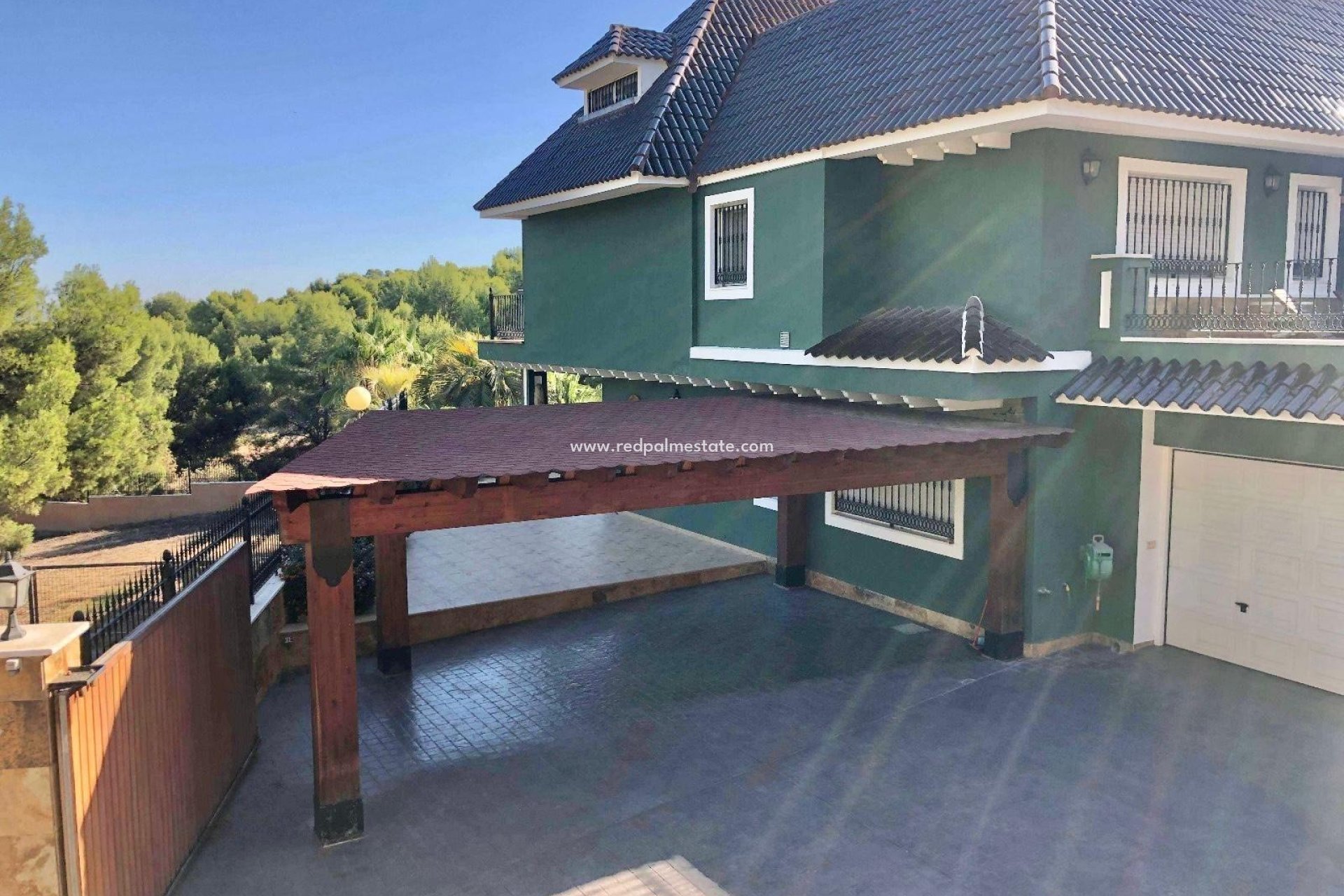 Återförsäljning - Villa -
El Palmar