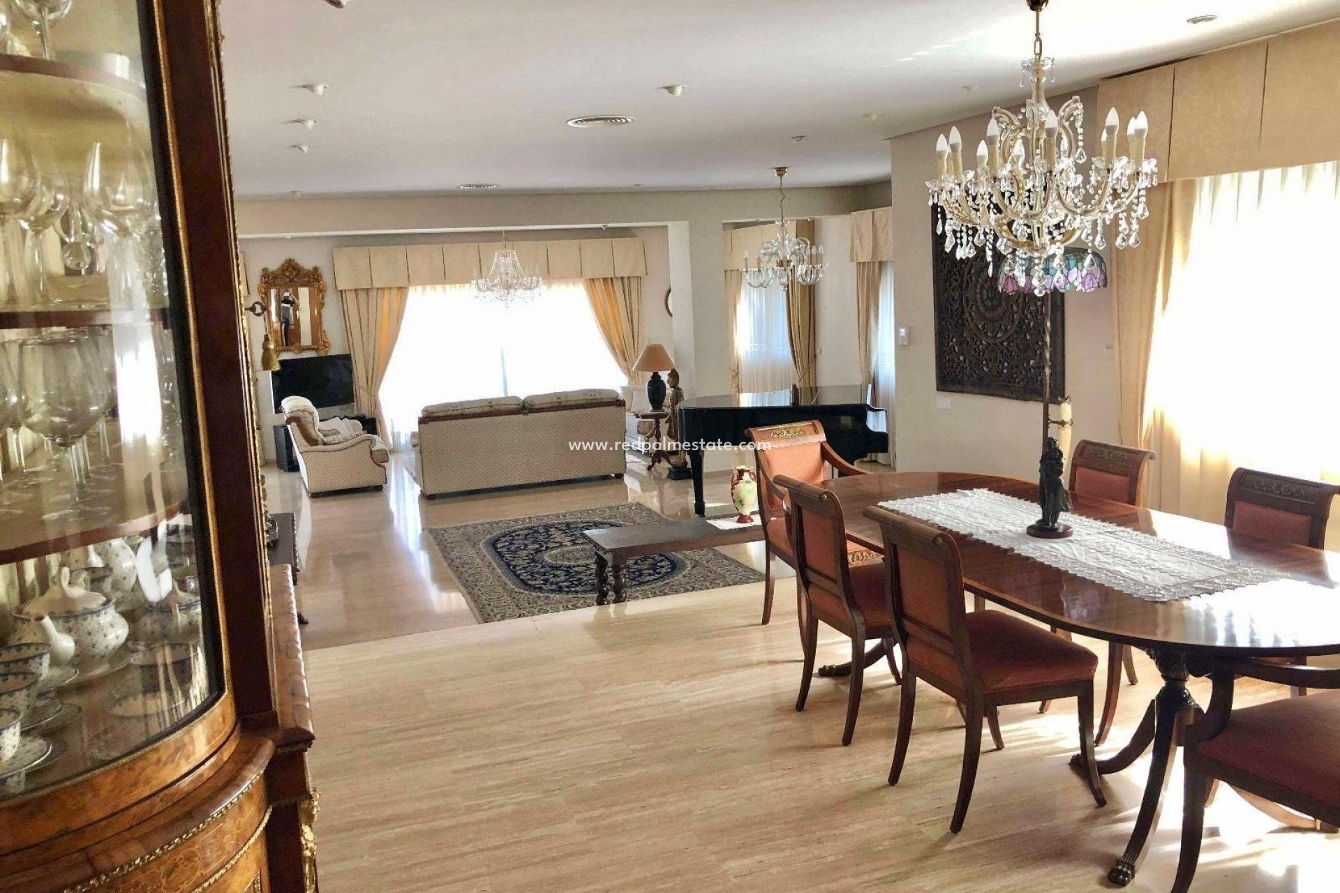 Återförsäljning - Villa -
El Palmar