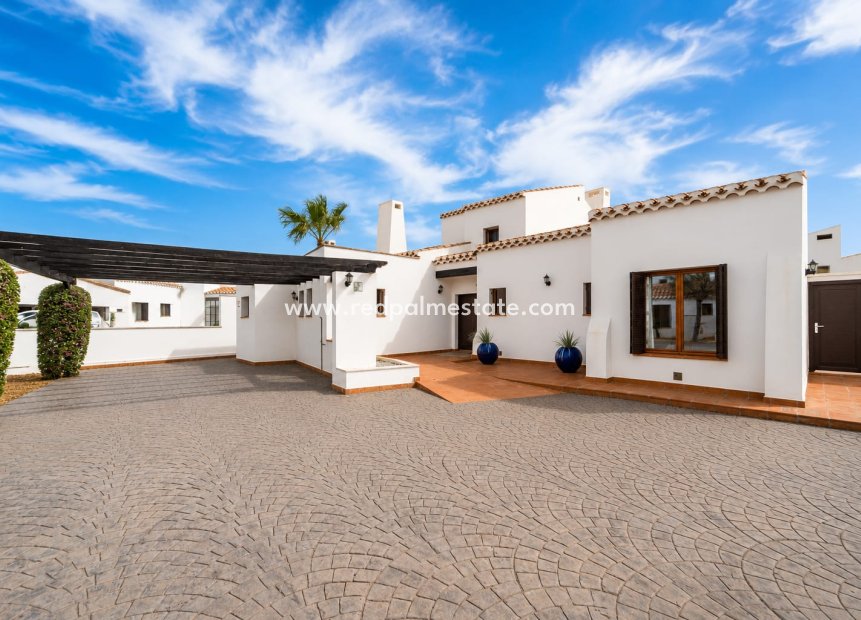 Återförsäljning - Villa -
El Valle Golf Resort - Inland