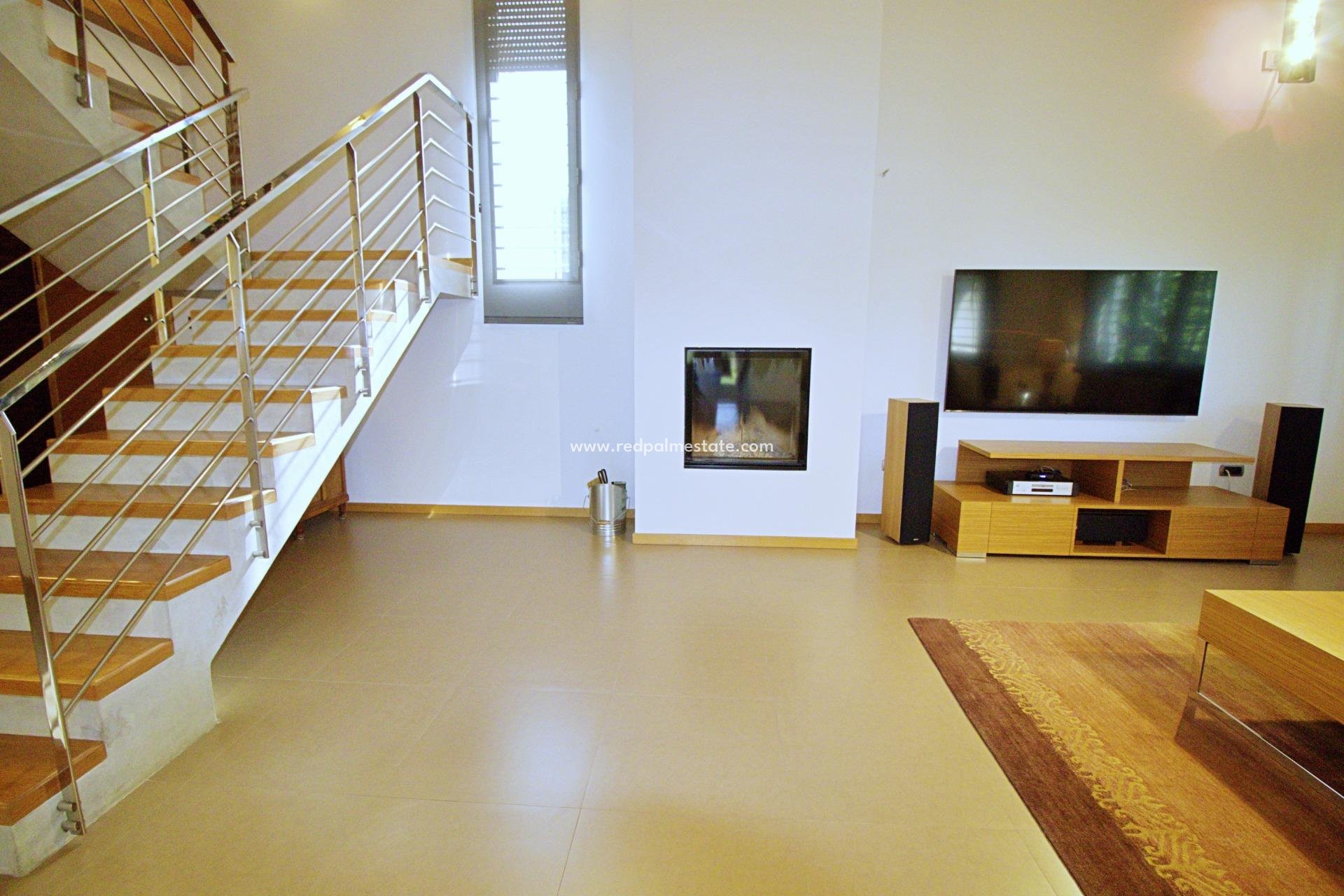 Återförsäljning - Villa -
Elche - Peña las Águilas