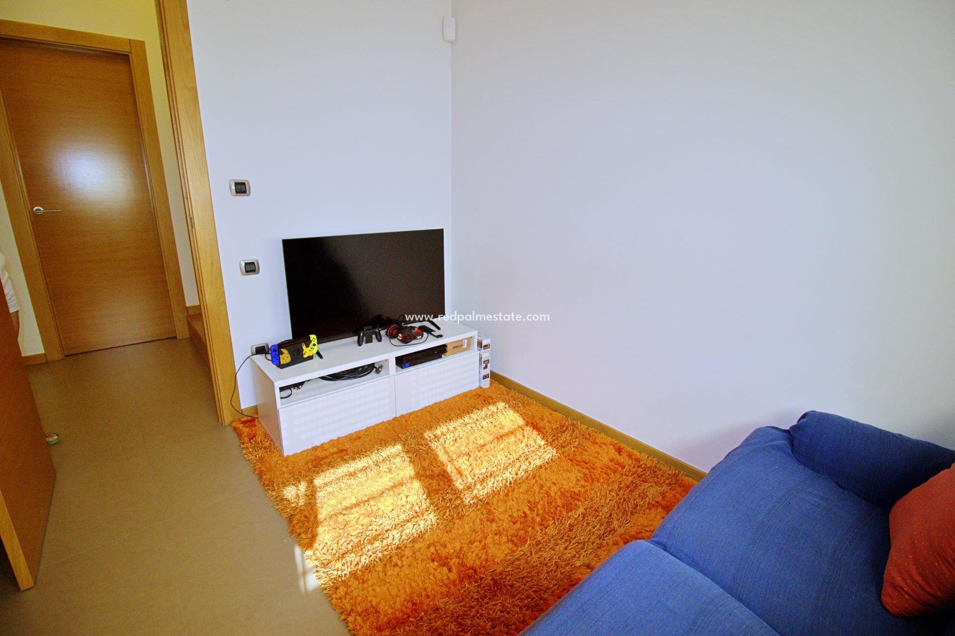 Återförsäljning - Villa -
Elche - Peña las Águilas