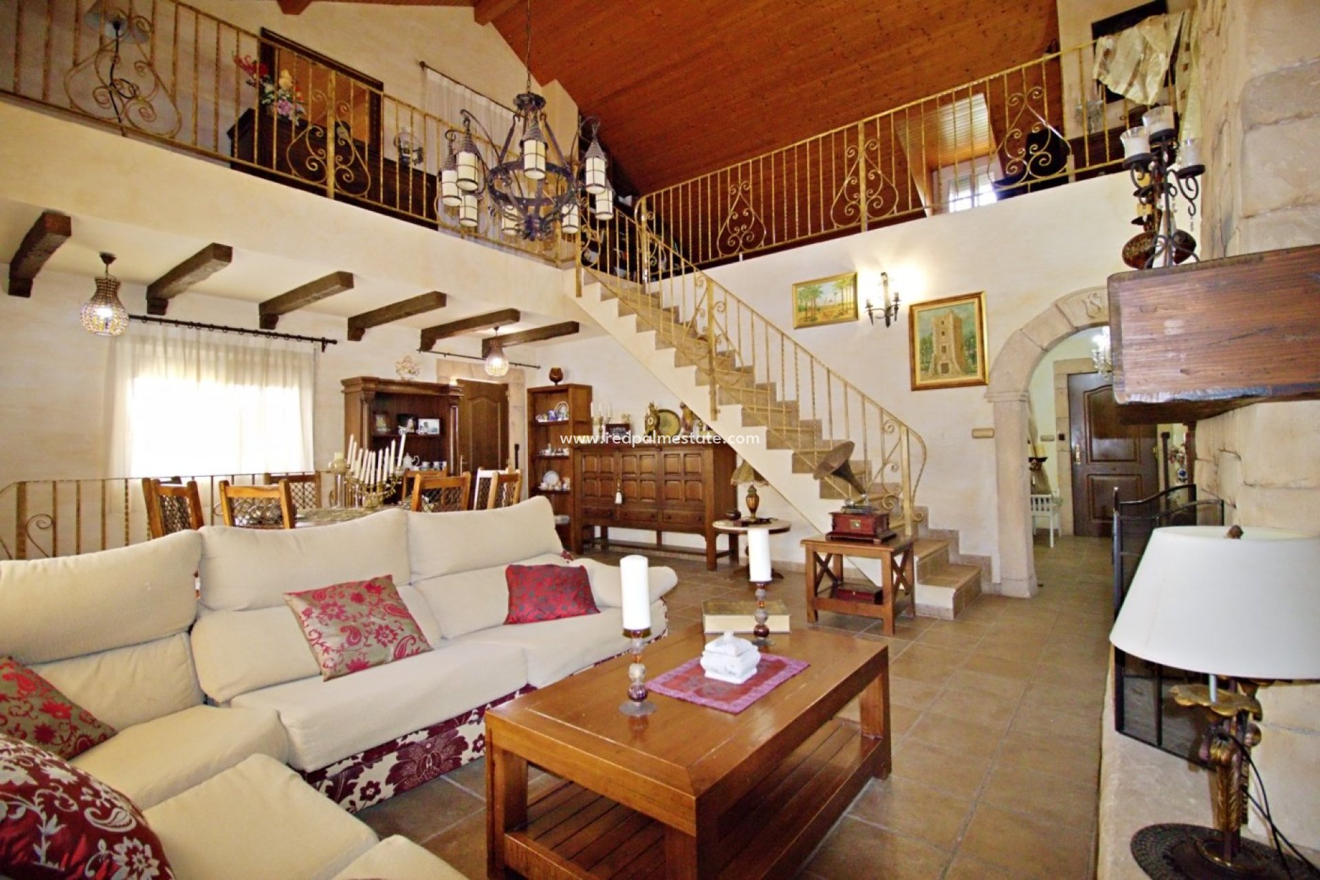 Återförsäljning - Villa -
Elche - Valverde