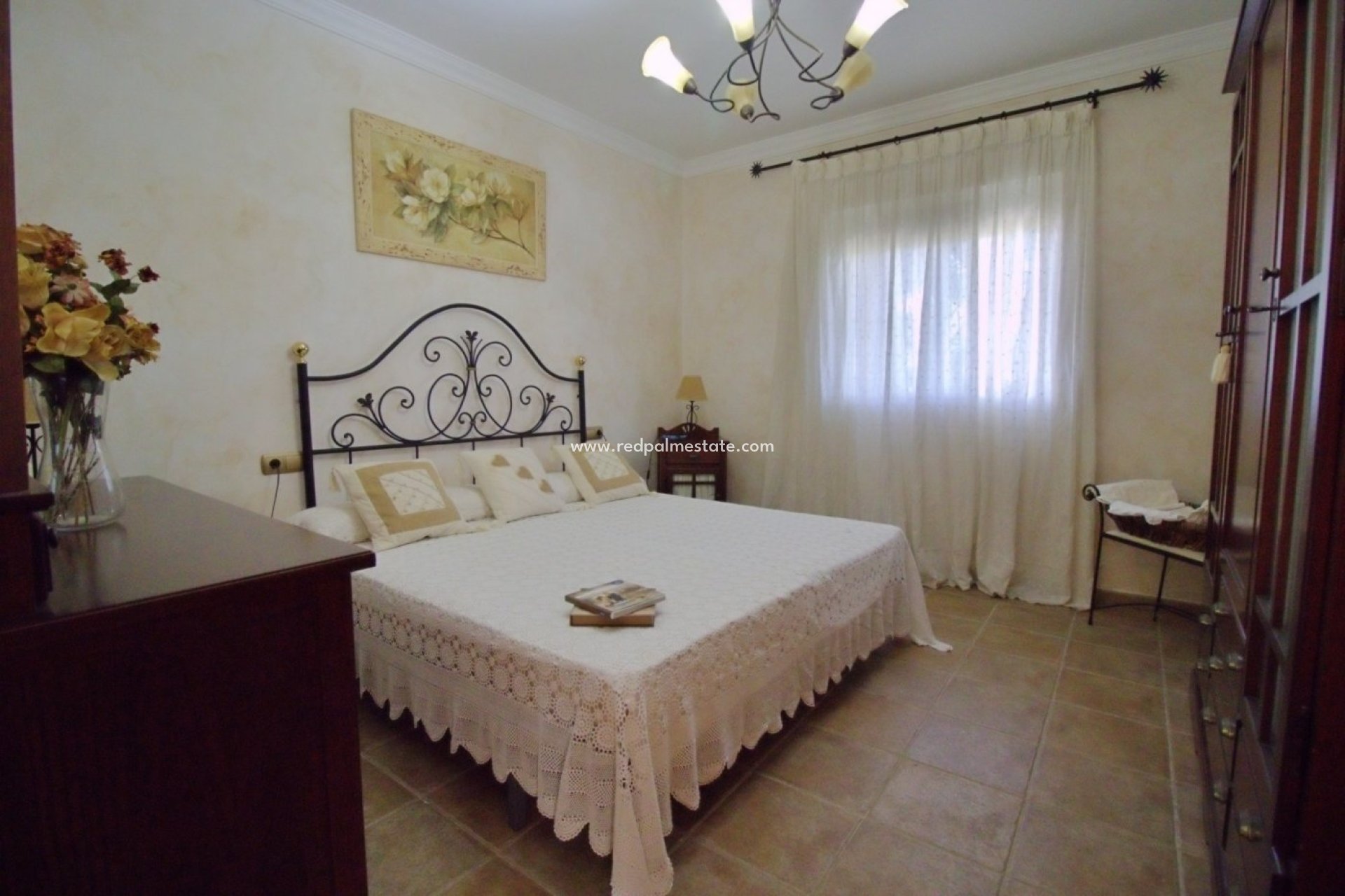 Återförsäljning - Villa -
Elche - Valverde