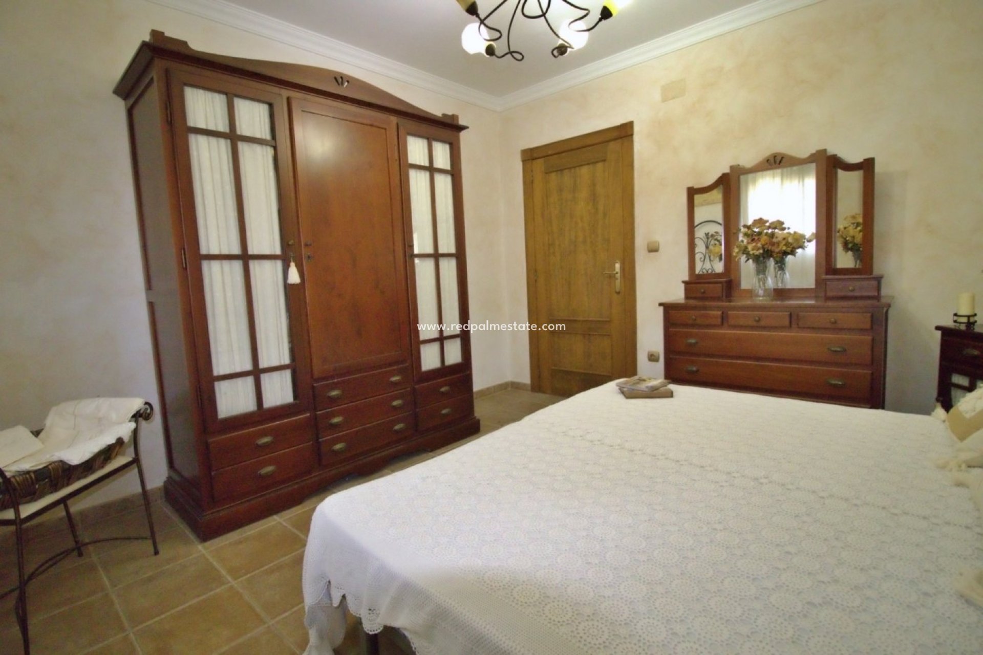 Återförsäljning - Villa -
Elche - Valverde