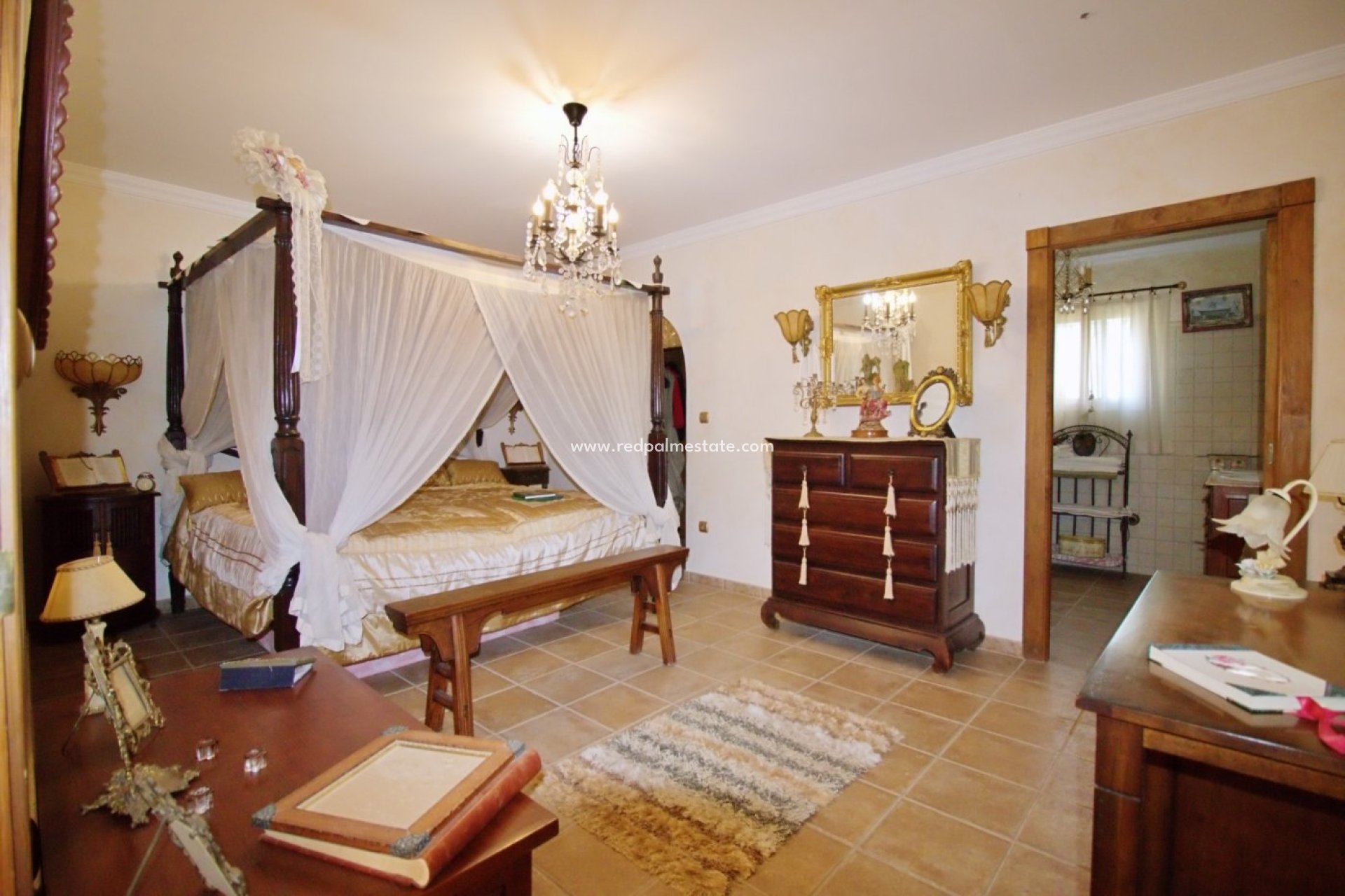 Återförsäljning - Villa -
Elche - Valverde