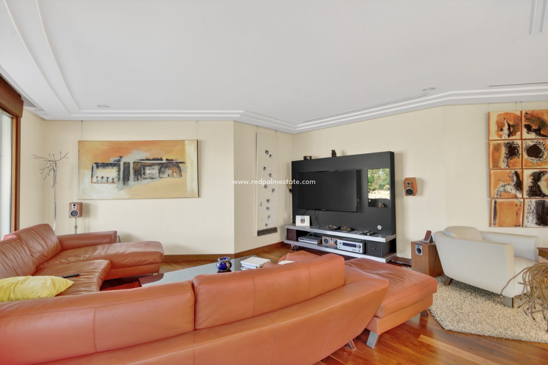 Återförsäljning - Villa -
Elche