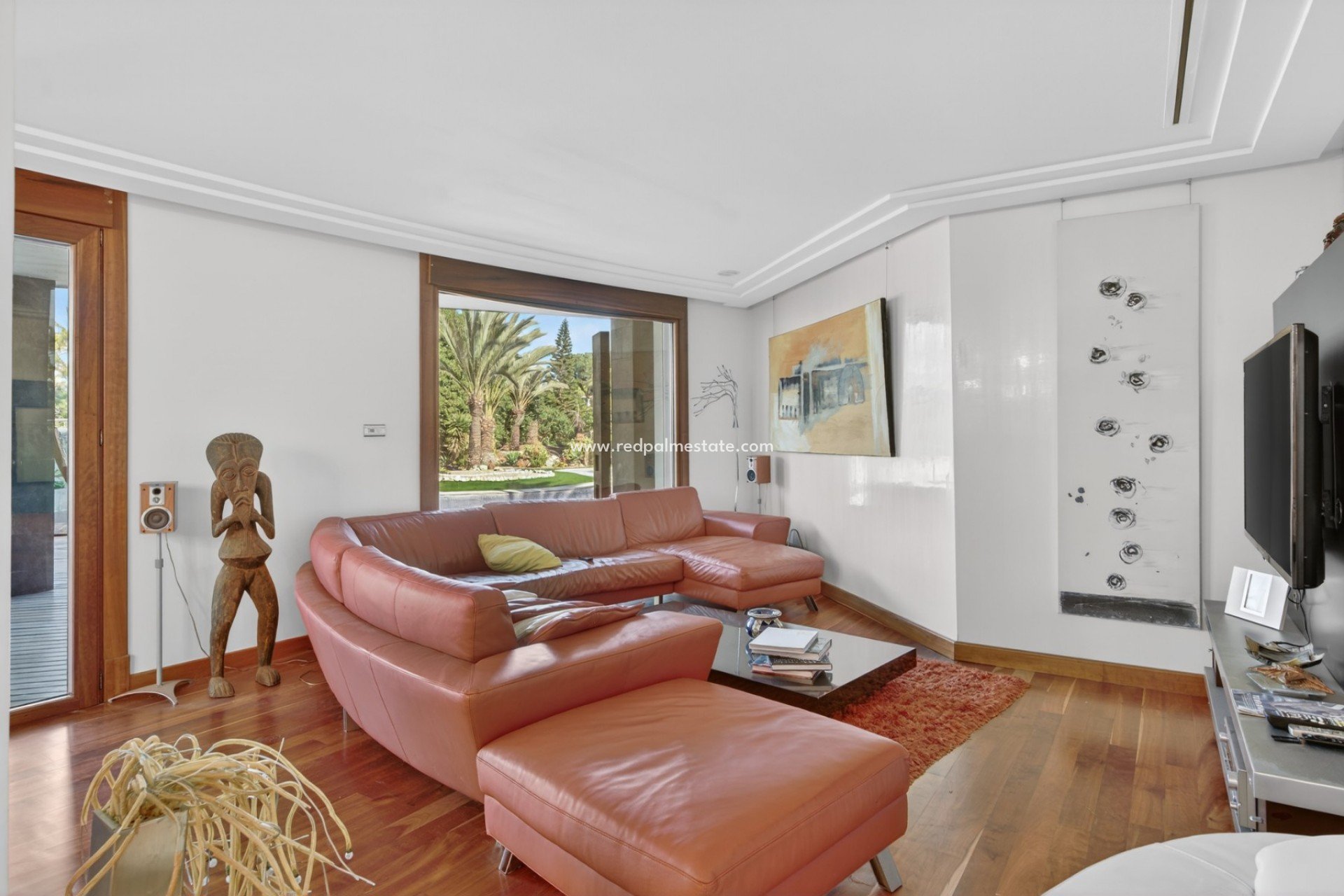 Återförsäljning - Villa -
Elche