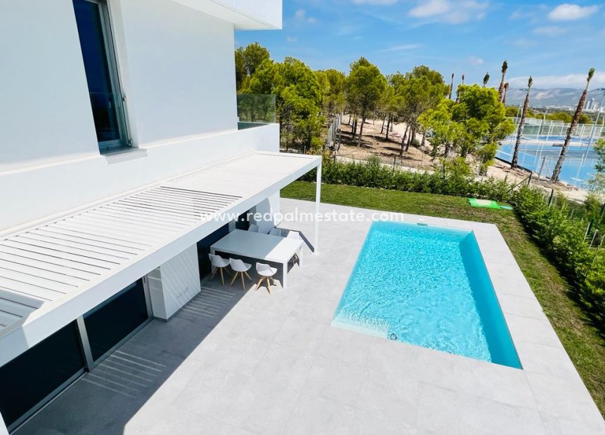 Återförsäljning - Villa -
Finestrat - Costa Blanca