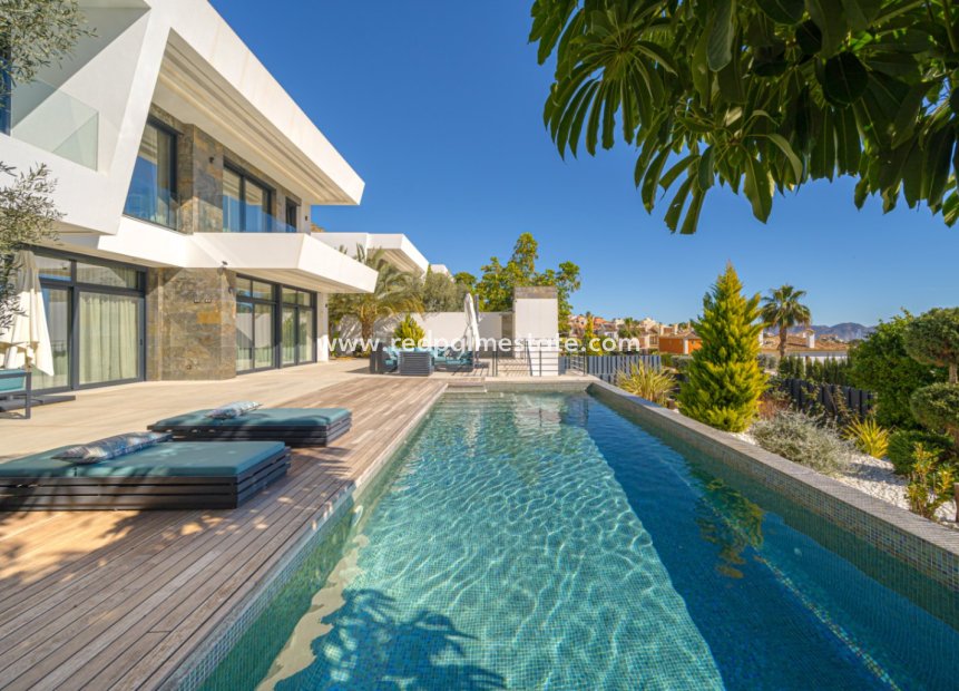 Återförsäljning - Villa -
Finestrat - Costa Blanca