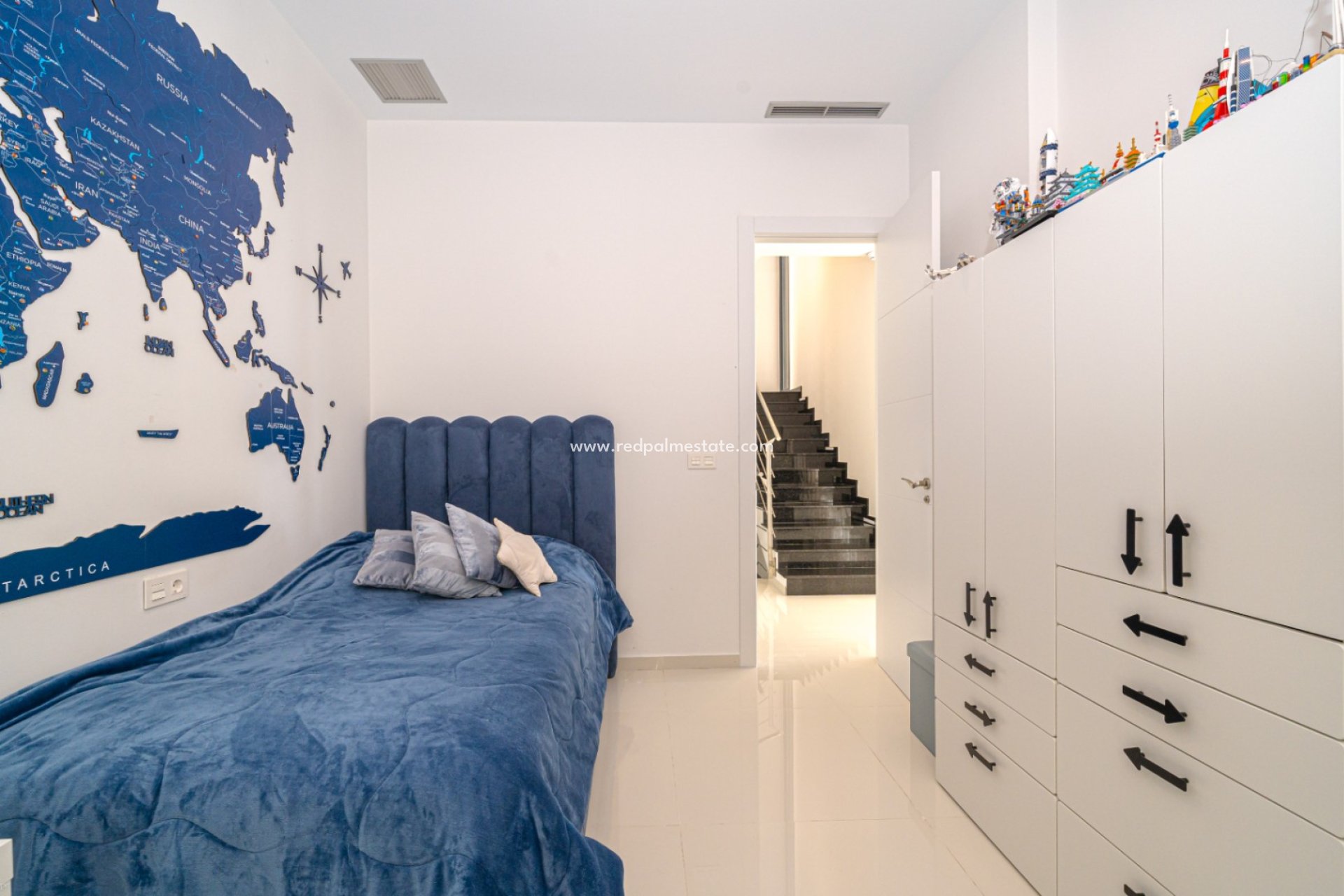 Återförsäljning - Villa -
Finestrat - Costa Blanca