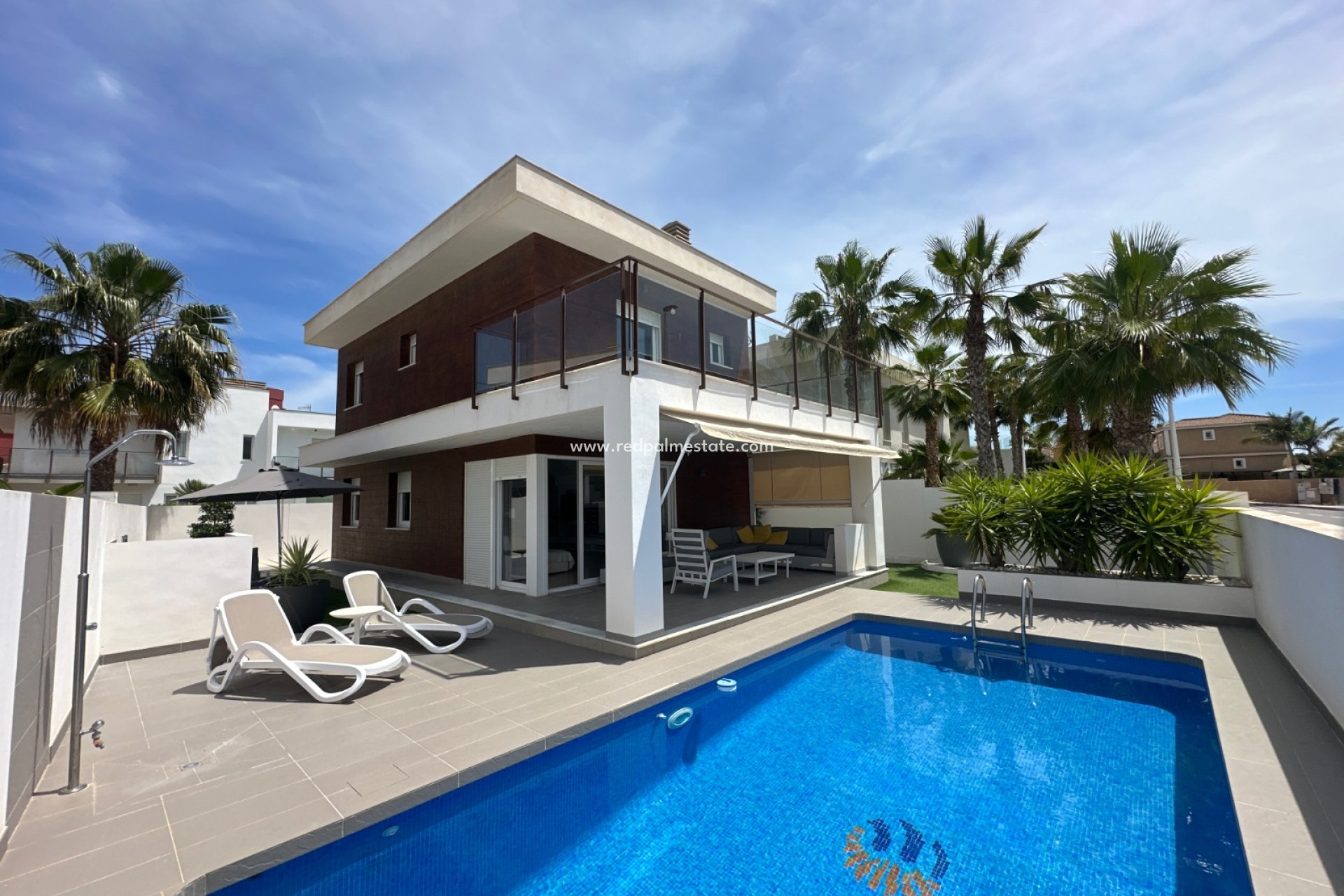 Återförsäljning - Villa -
Gran Alacant - Costa Blanca